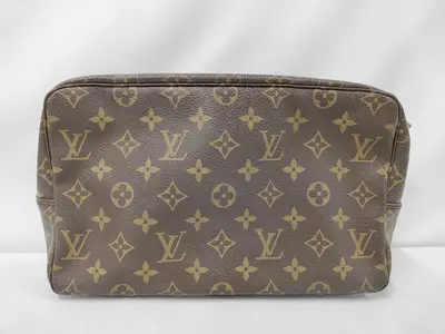 Monogram M47522 Troussard Toilette 28 Second Bag