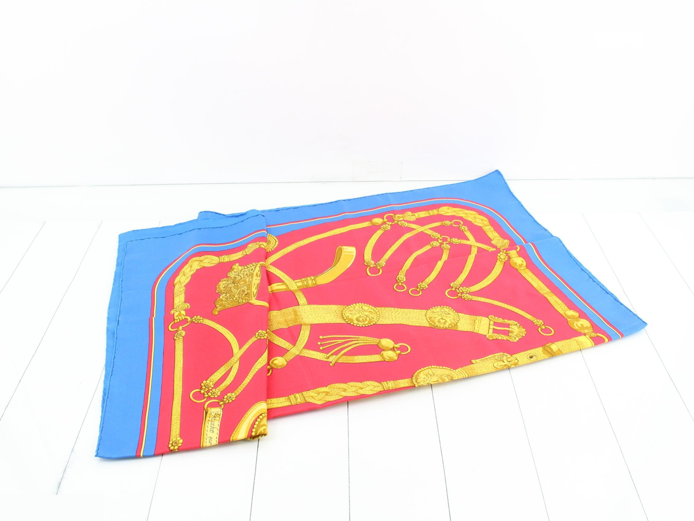 scarf — view 3