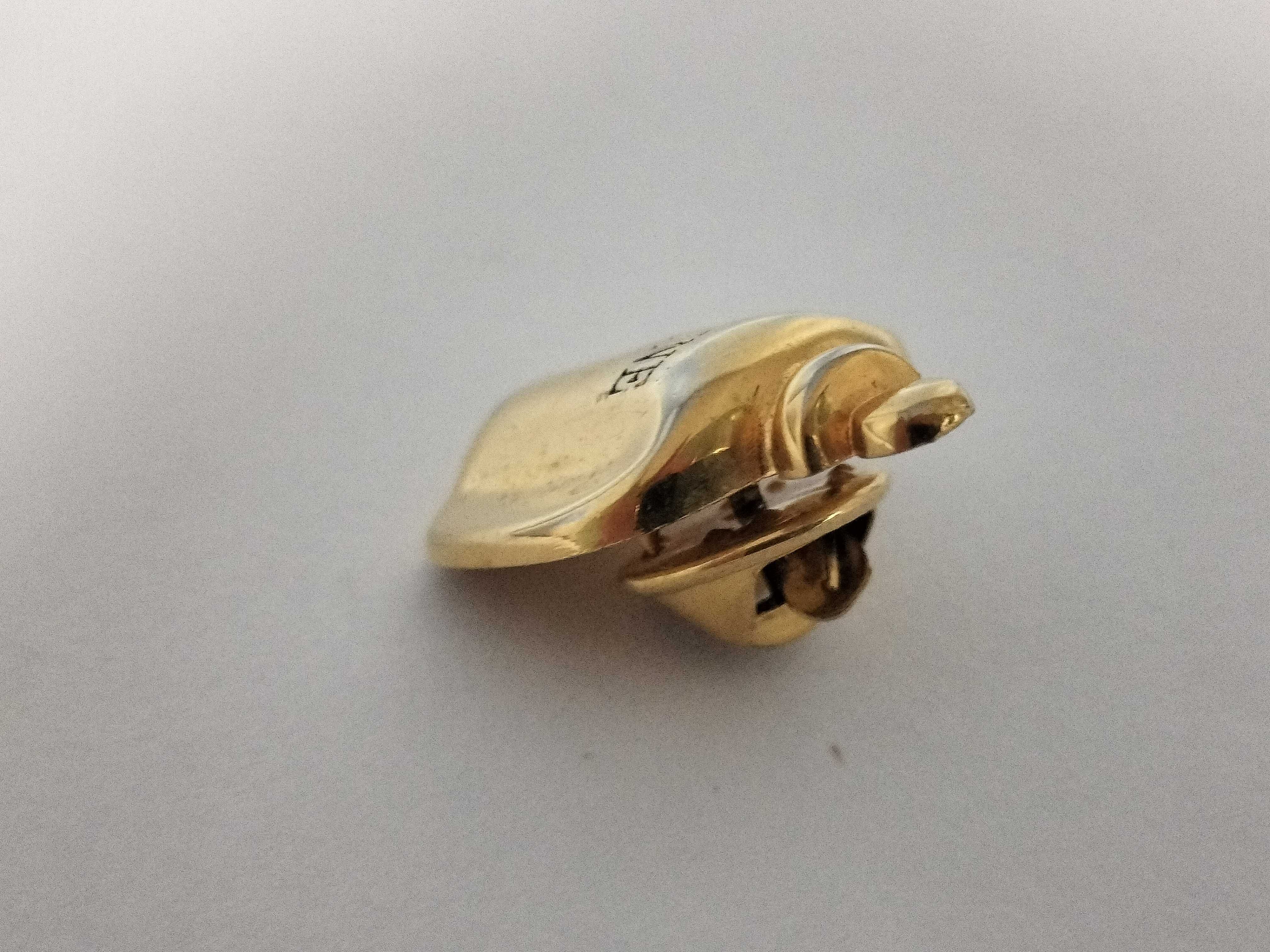 perfume bottle motif gold-tone pin badge brooch — view 4