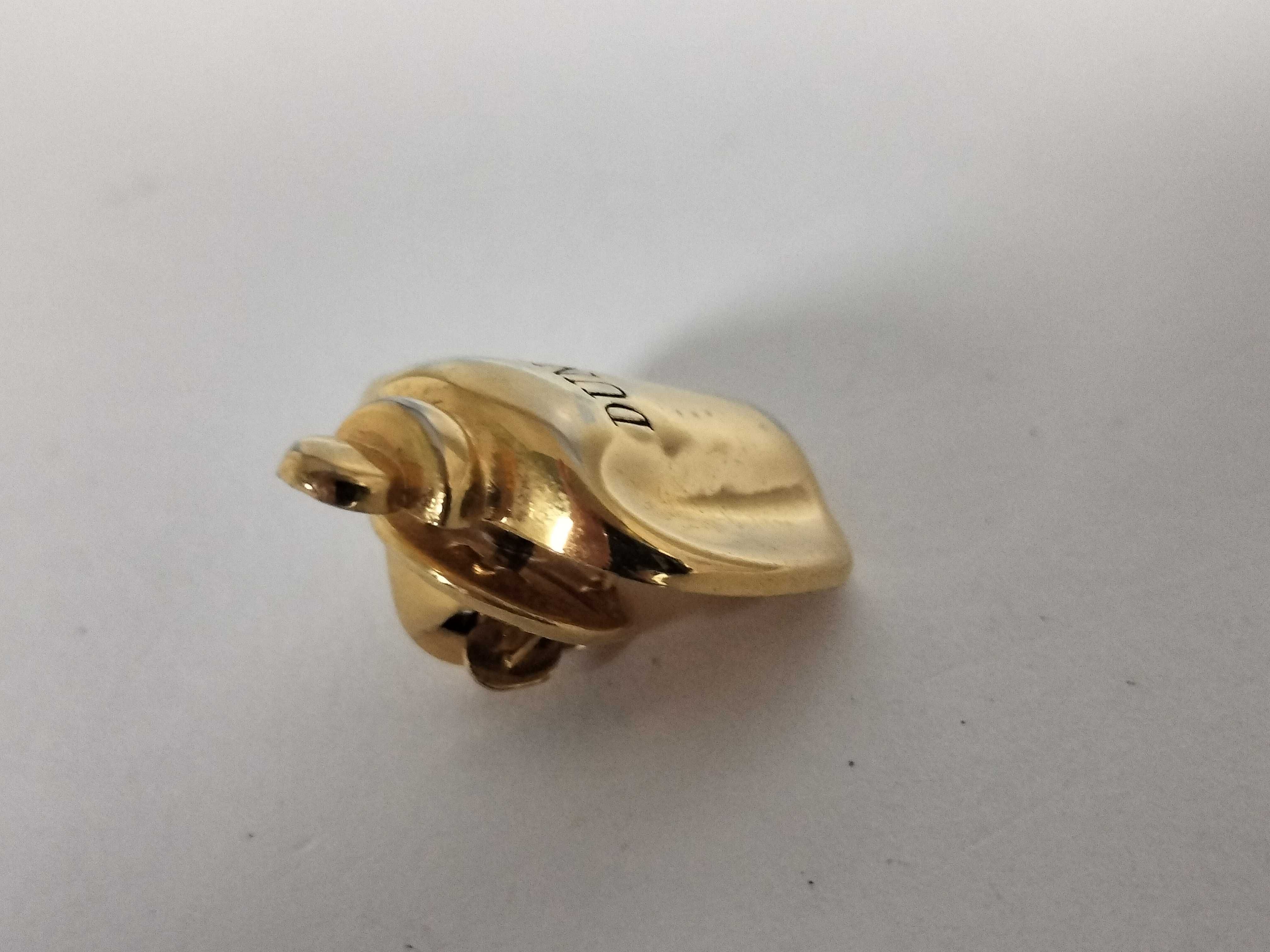 perfume bottle motif gold-tone pin badge brooch — view 9