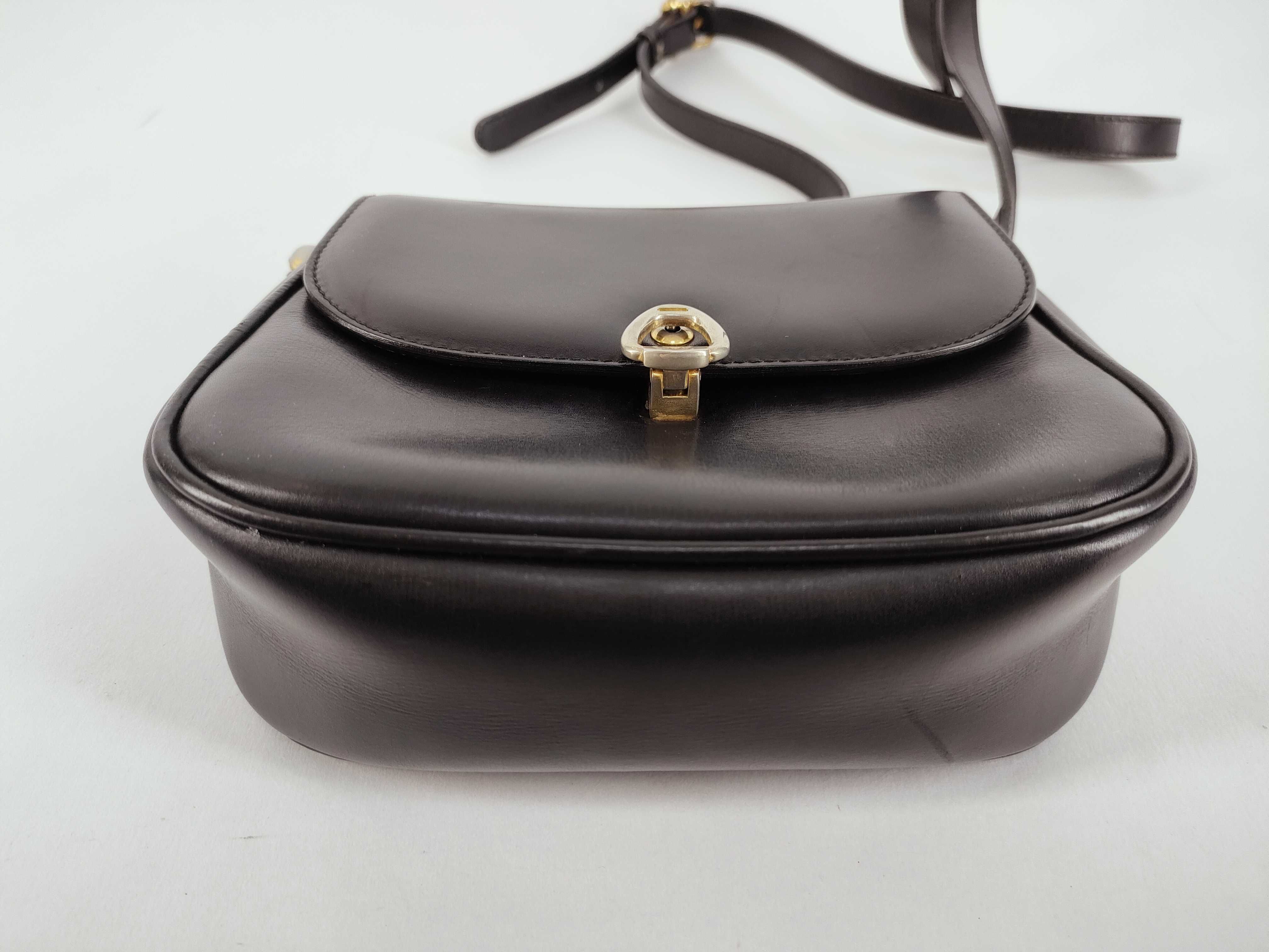 Triomphe Shoulder Bag — view 7