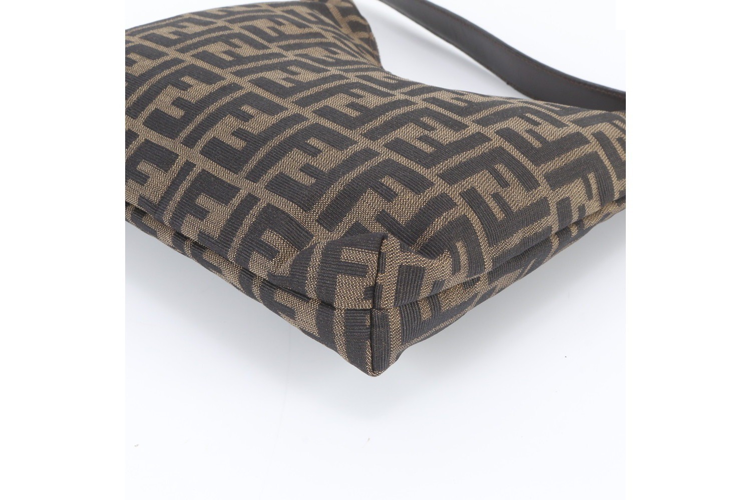 Zucca Leather Canvas Shoulder Bag — view 5