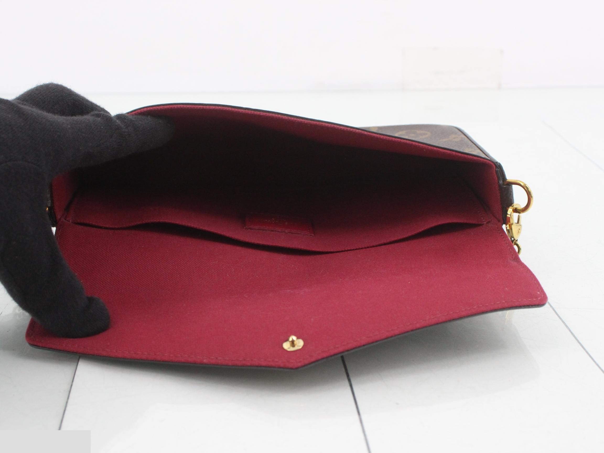 Pochette Felicie Fuchsia Shoulder Bag with Pouch and Card Case — view 4