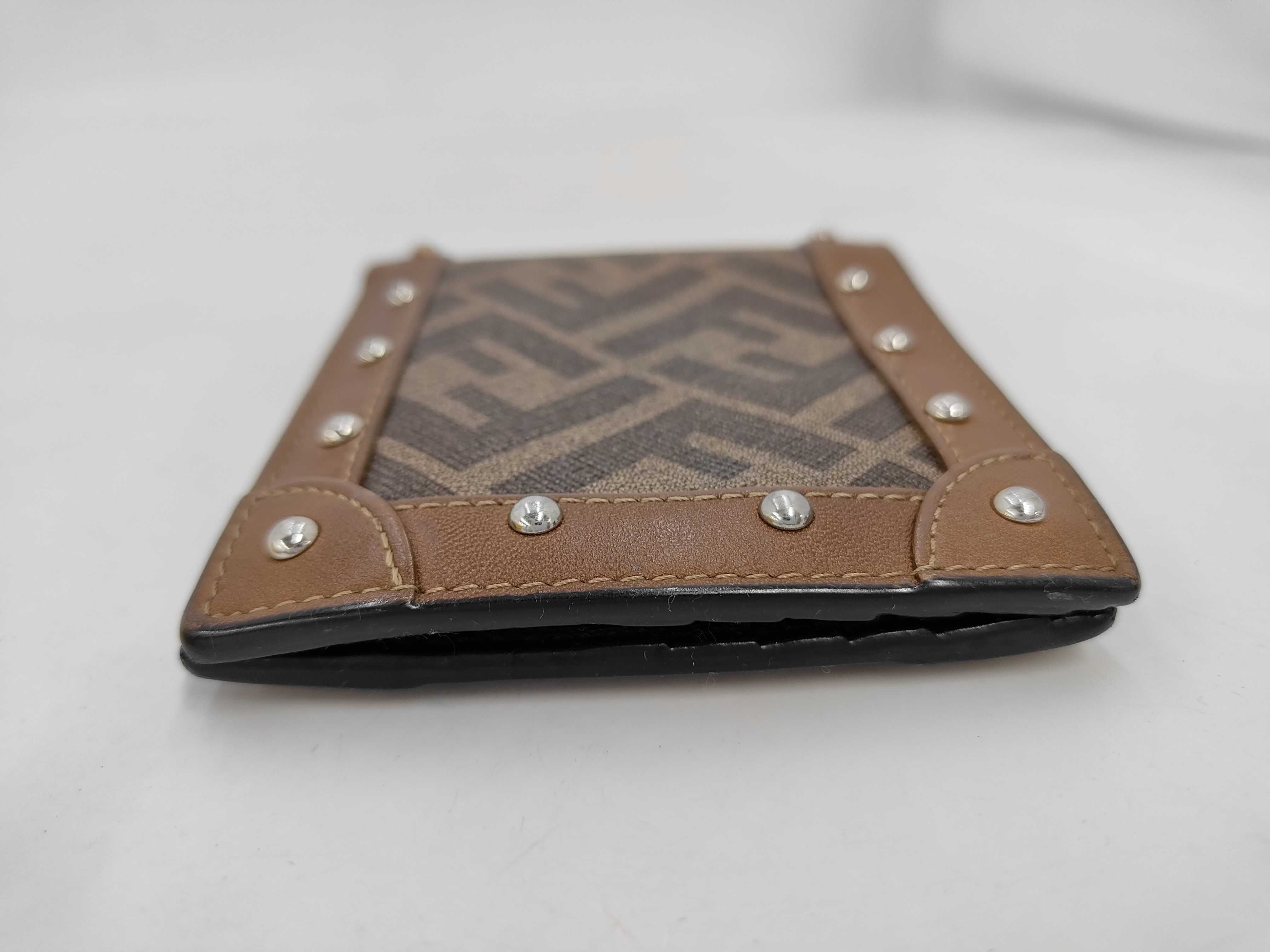 7M0169 Leather Billfold Bi-fold Wallet — view 7