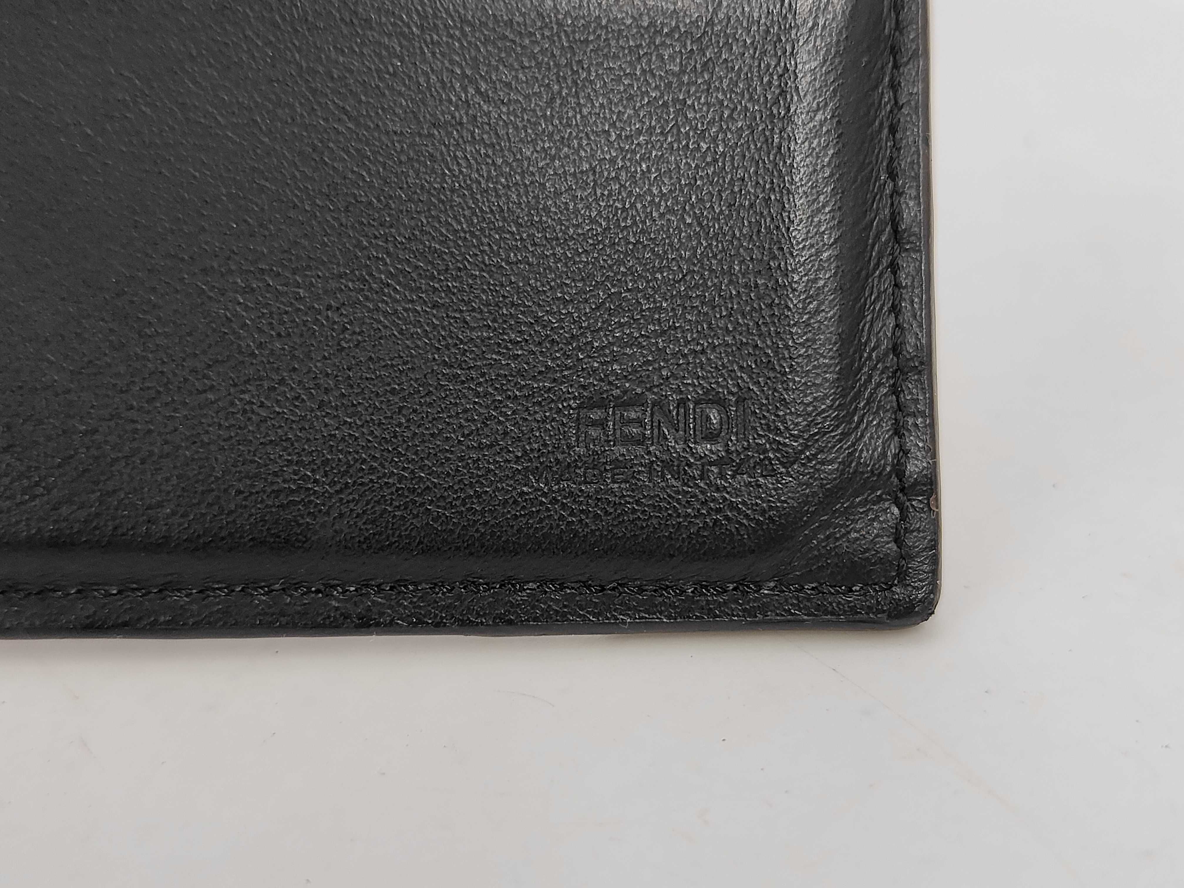 7M0169 Leather Billfold Bi-fold Wallet — view 10