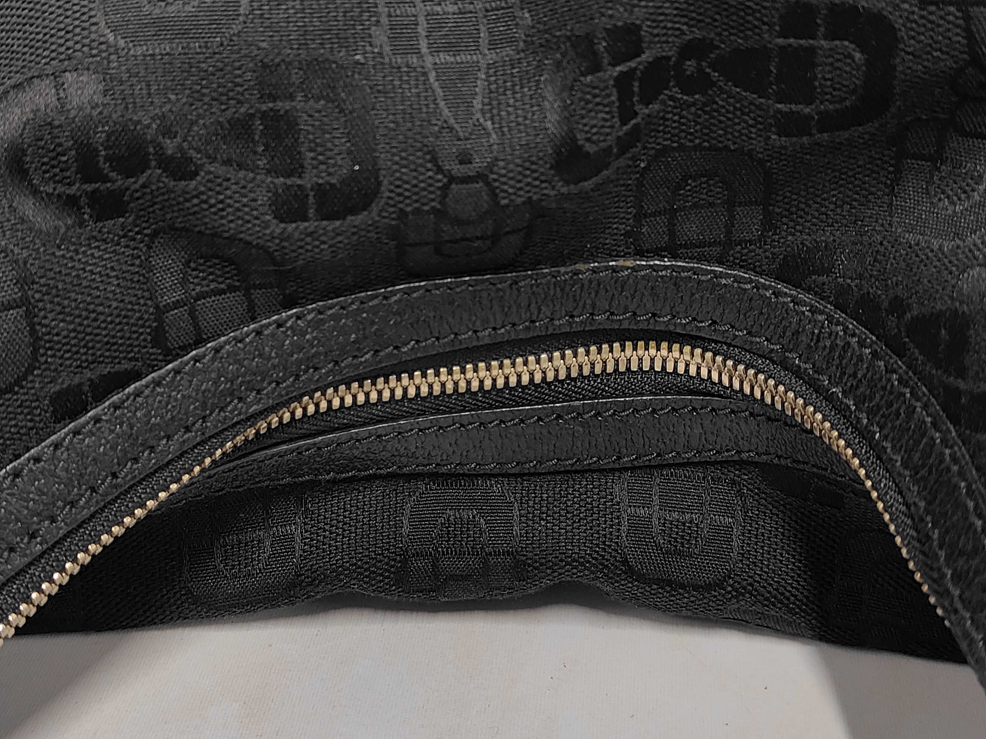 GG Canvas Shoulder Bag, Horsebit Pattern, 145764 — view 7