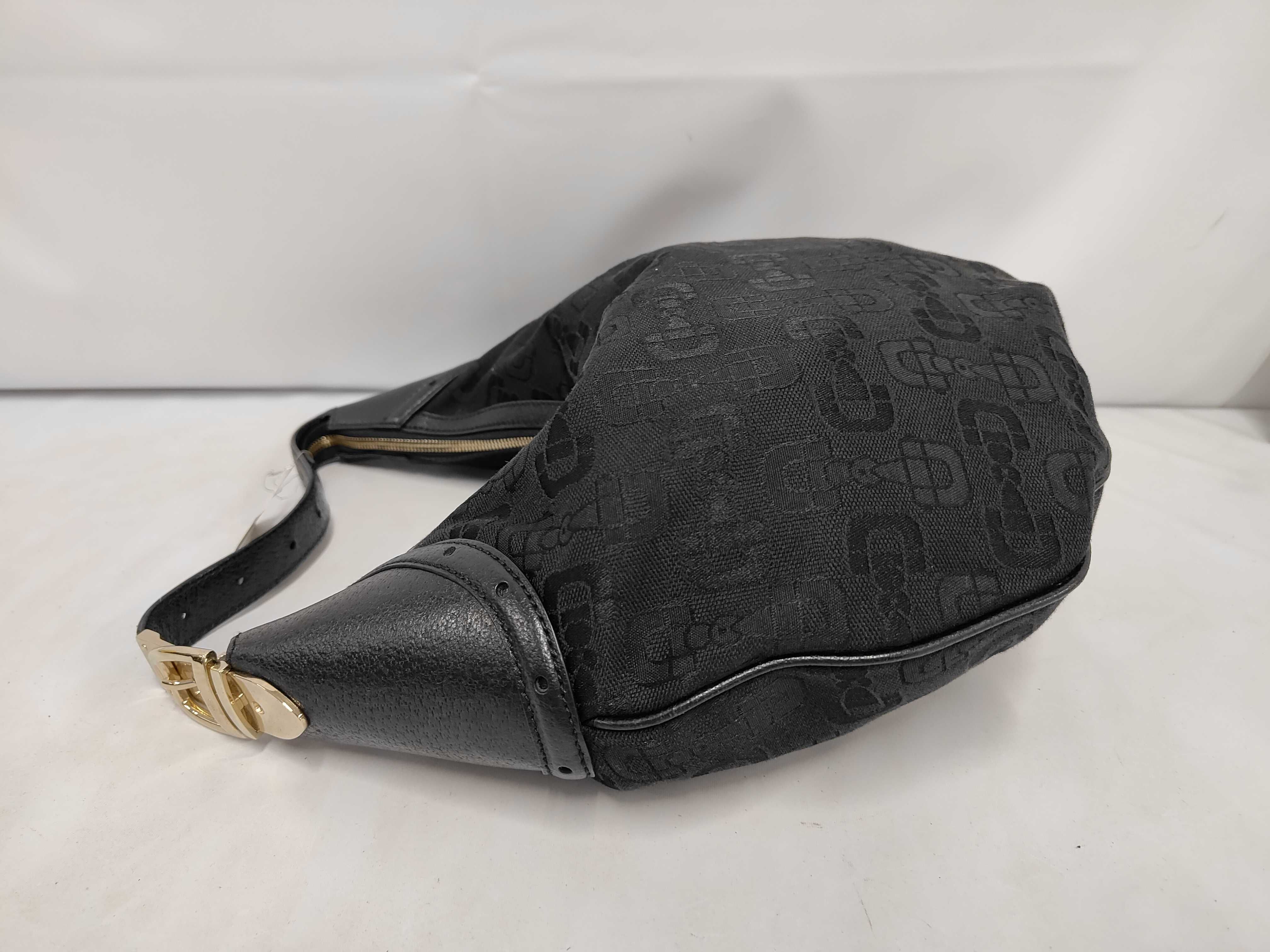 GG Canvas Shoulder Bag, Horsebit Pattern, 145764 — view 8