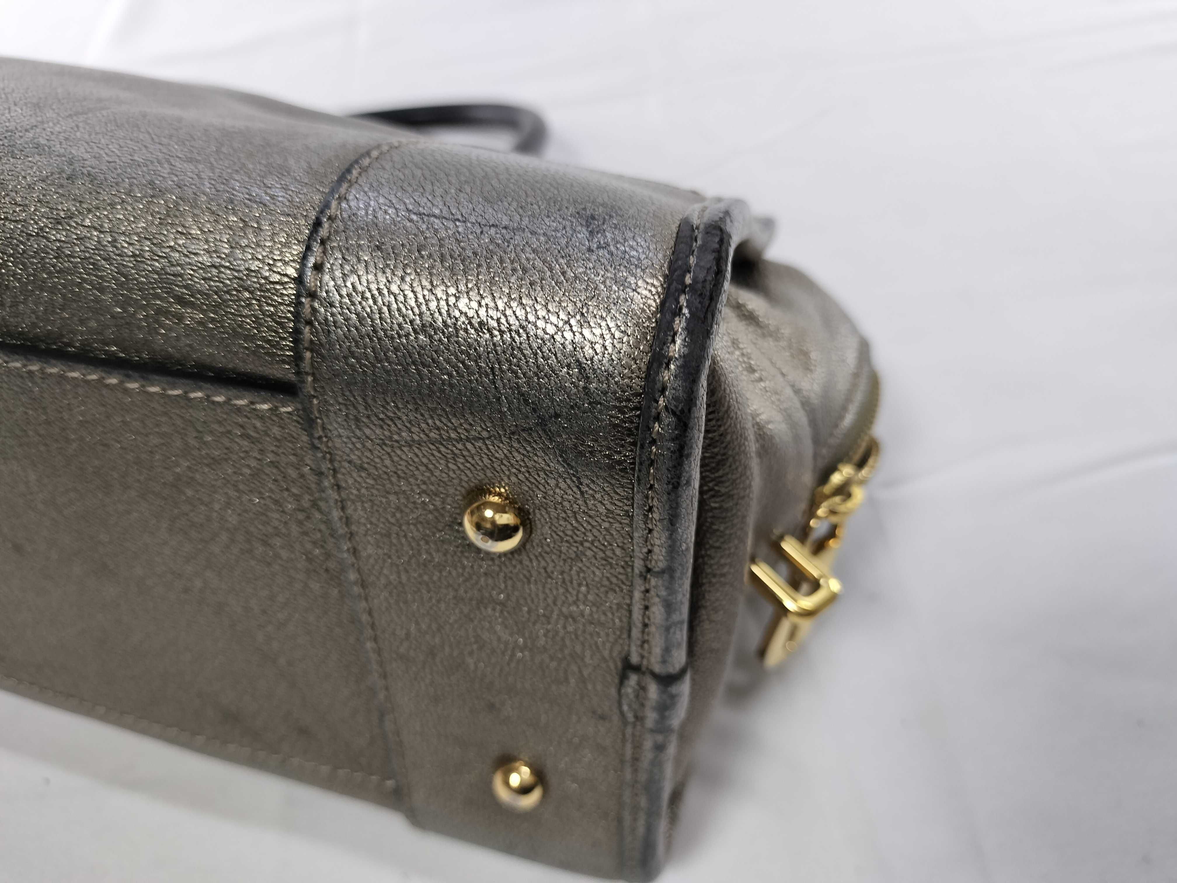 Amazona 28 Gold Tote Bag — view 7