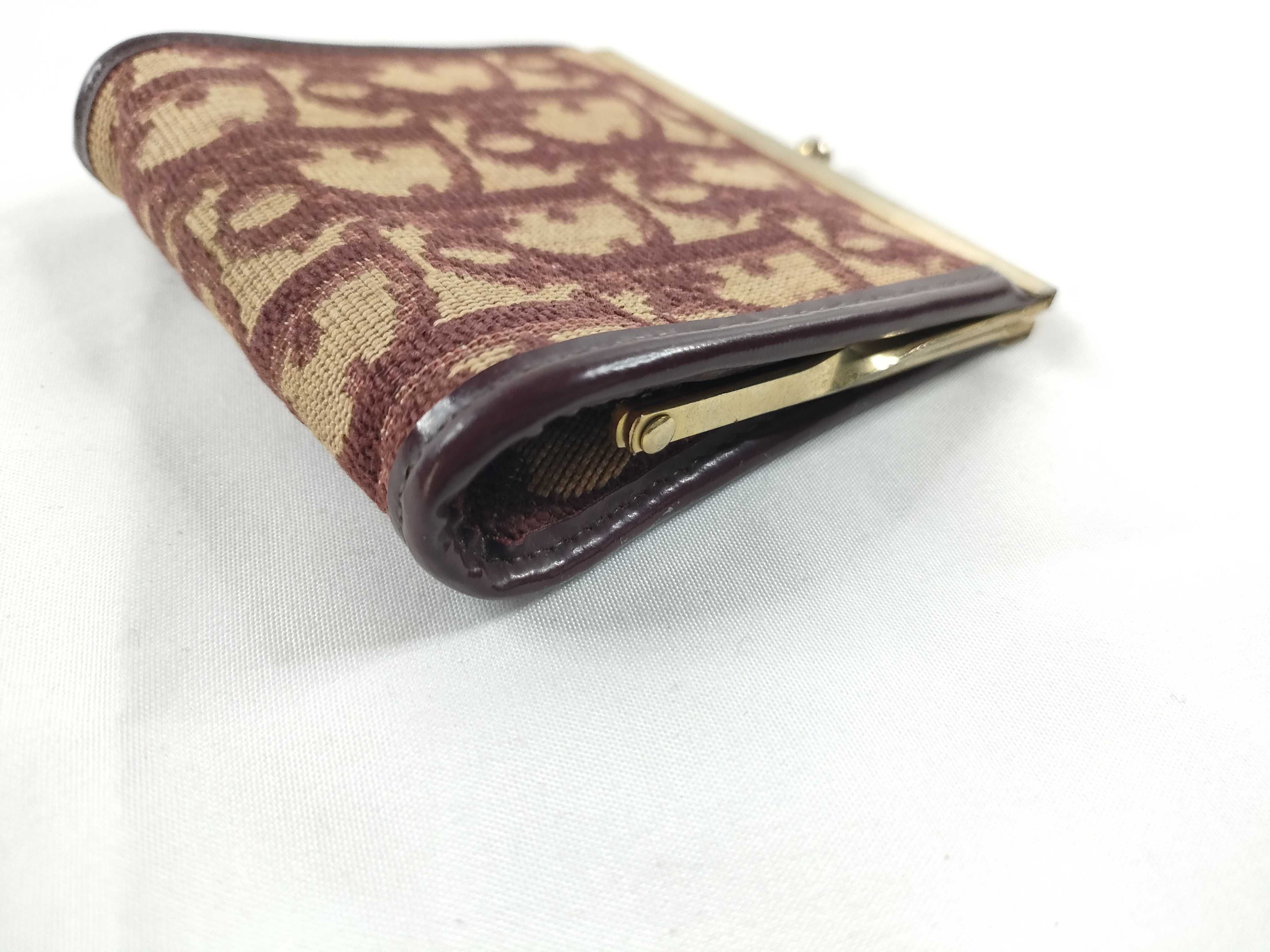 Trotter Coin Case — view 3