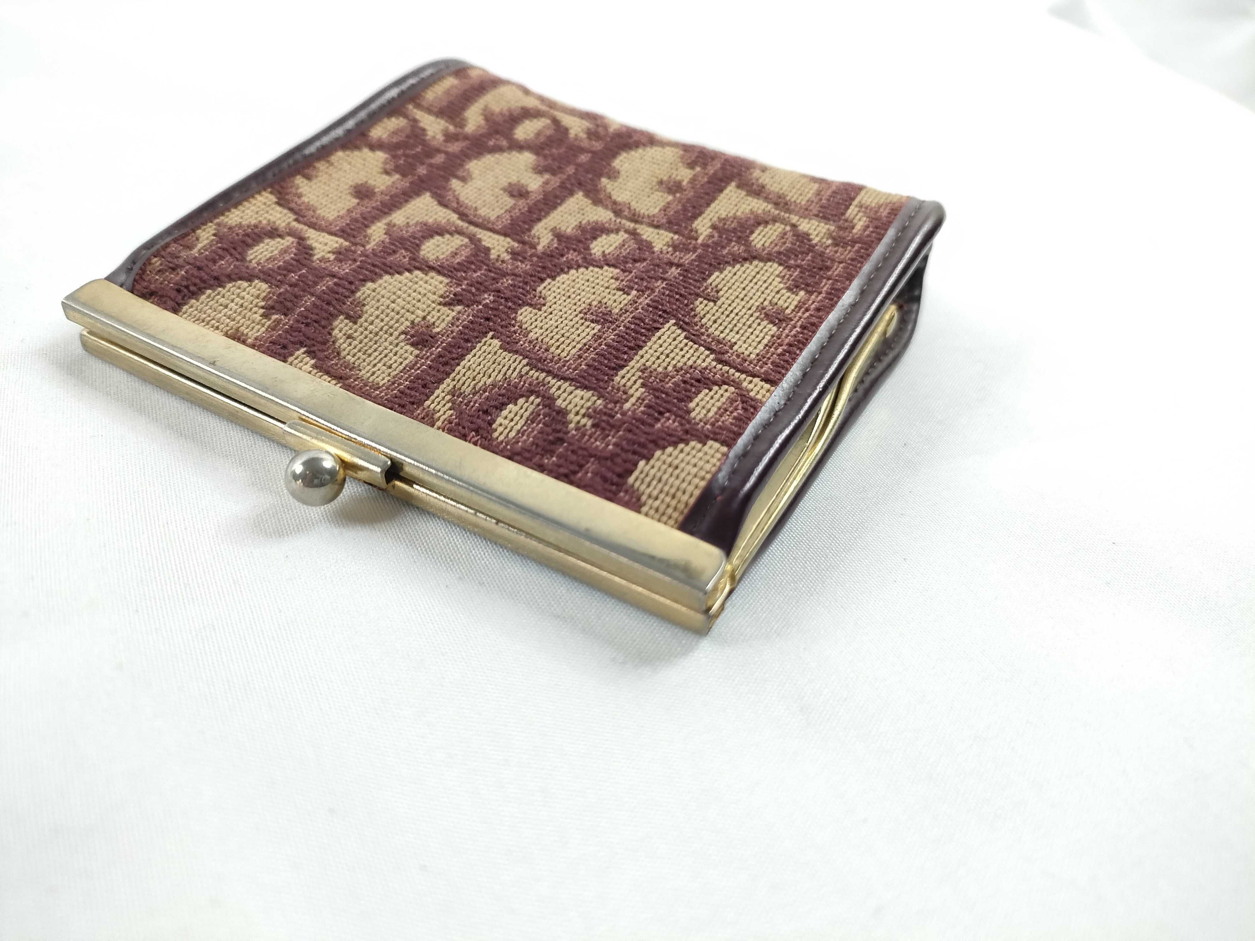 Trotter Coin Case — view 4
