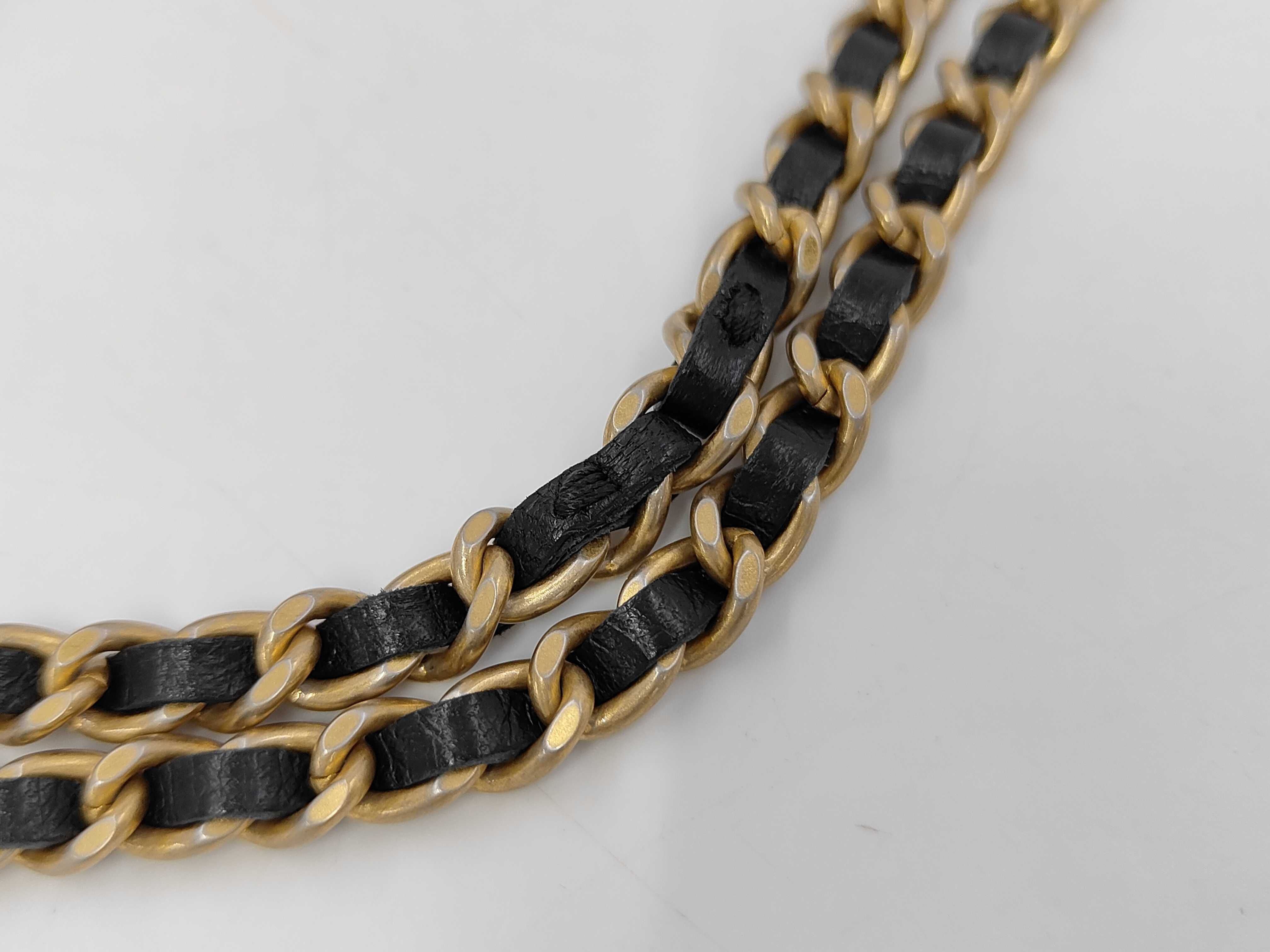 WOC Chain Bag Shoulder Bag — view 6