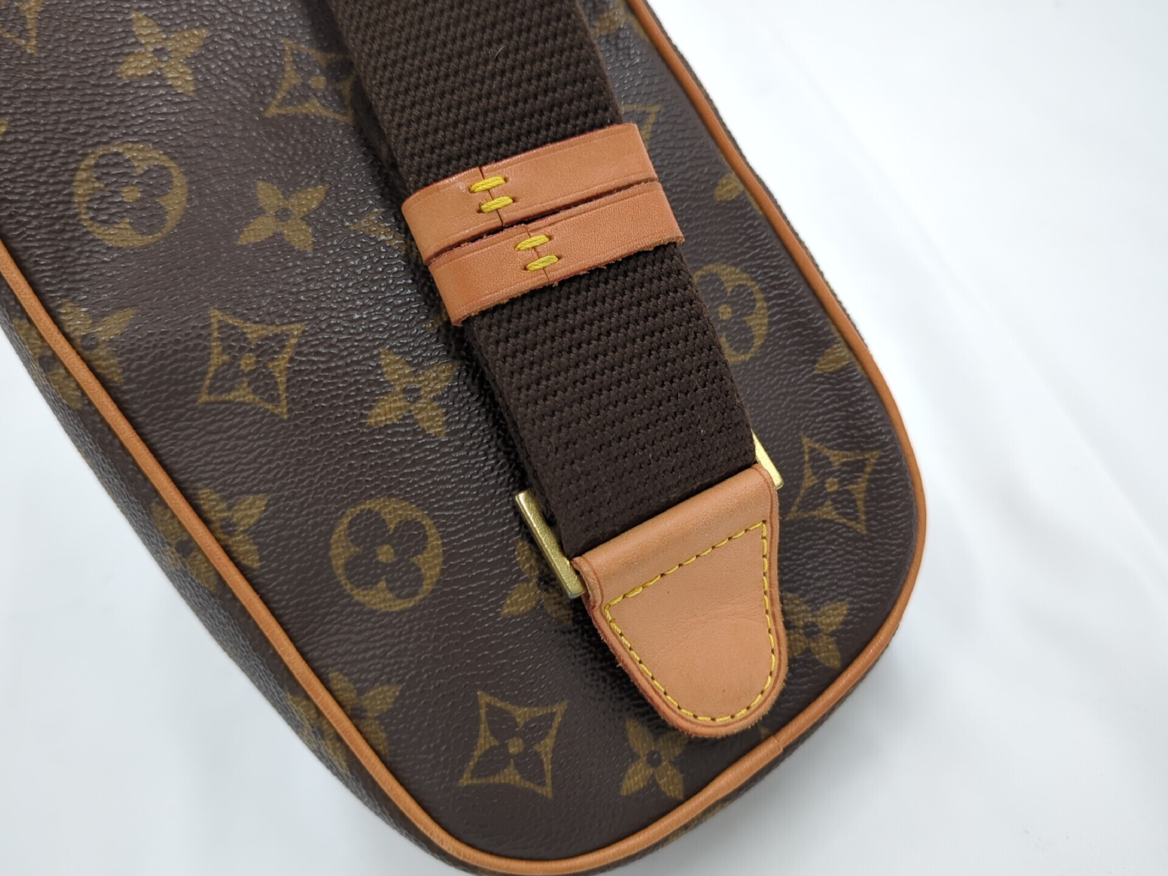 M51870 Monogram Pochette Gange Shoulder Bag — view 7