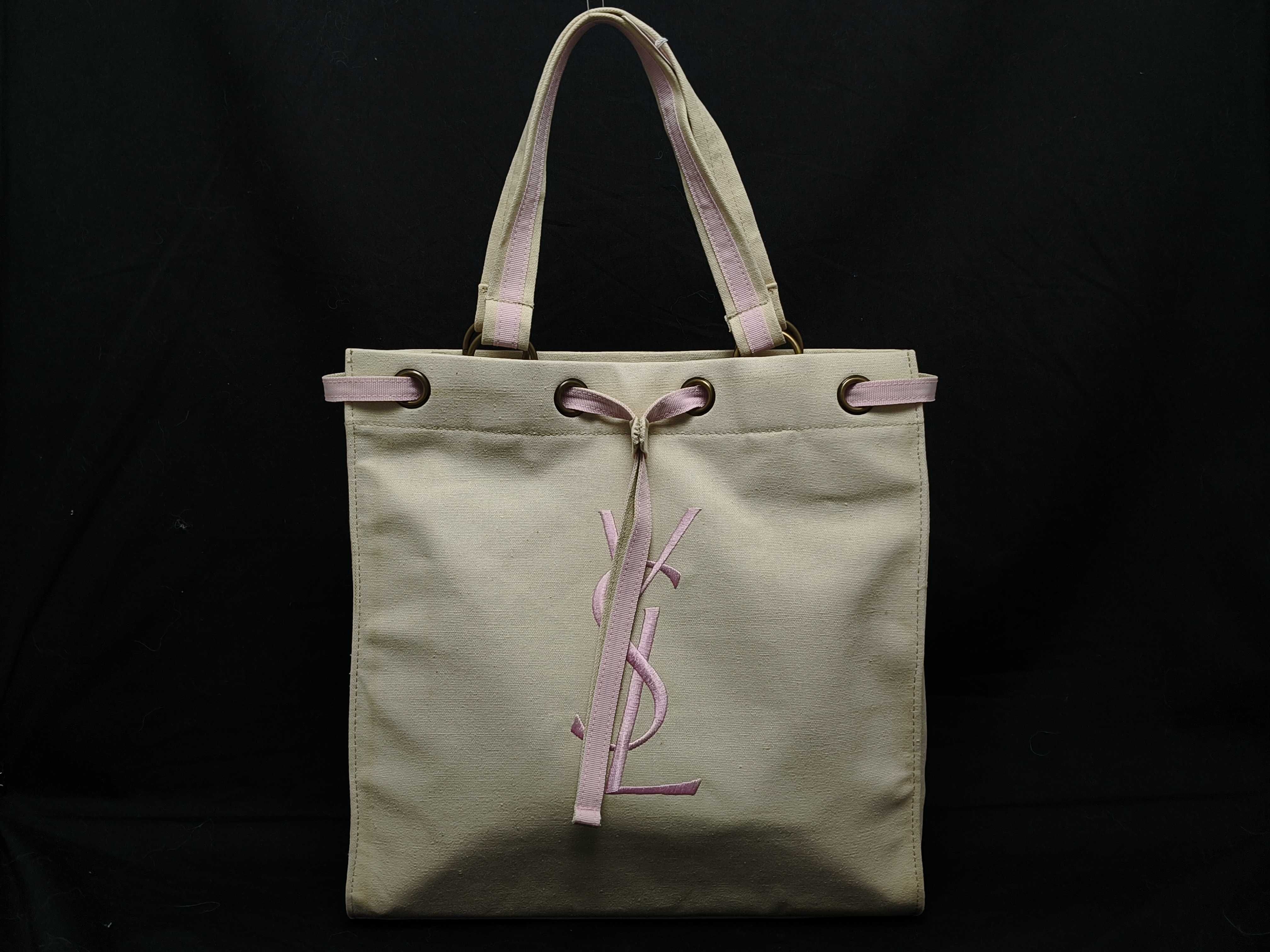Kahala Tote Bag