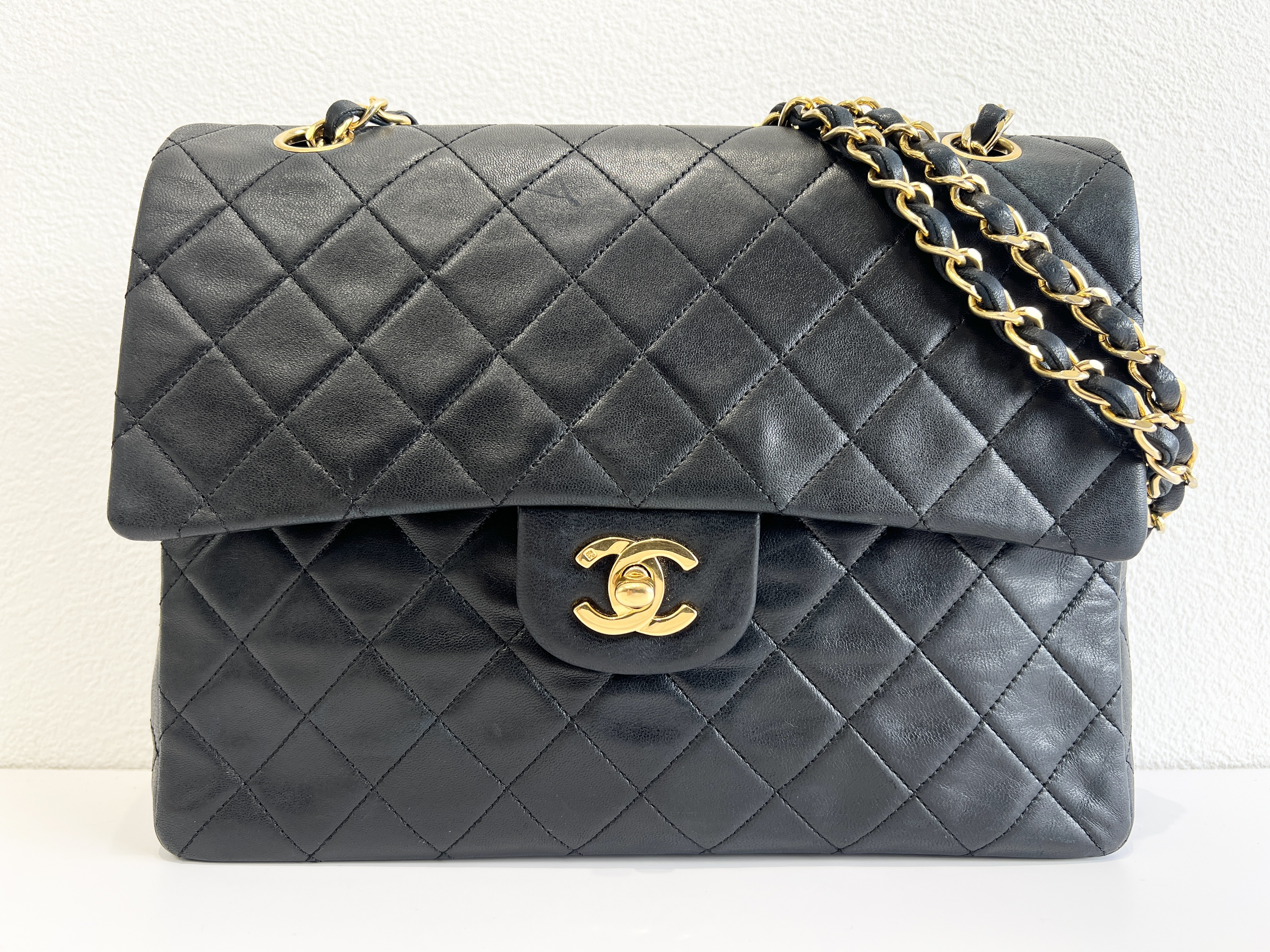 Matelassé 25 Double Flap Shoulder Bag with Coco Mark, Turnlock Closure, Lambskin Leather Chain, Double Chain, Series 1 — view 2