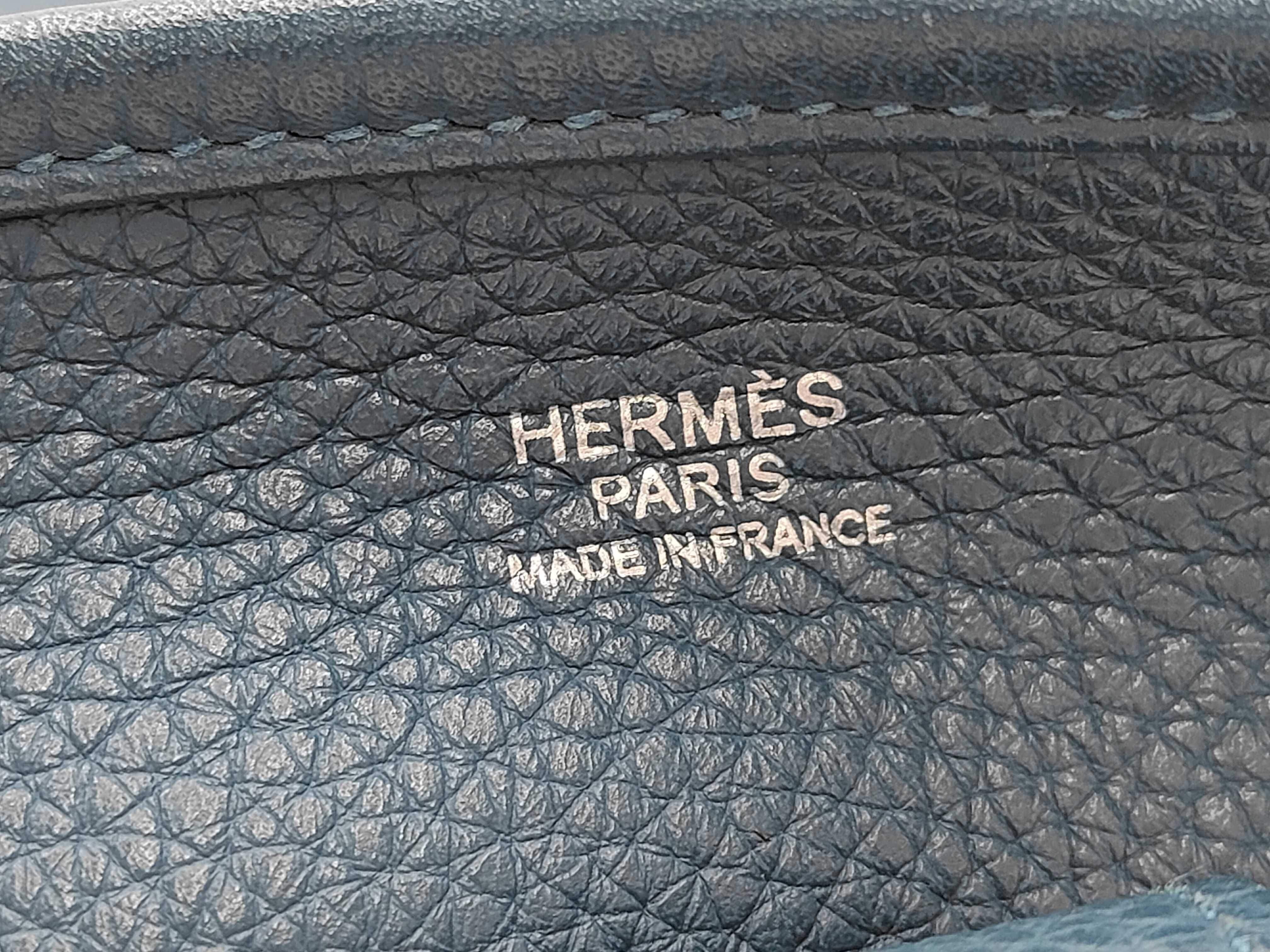 Evelyne 3GM Taurillon Clemence Colvert Shoulder Bag (Stamp A) — view 9