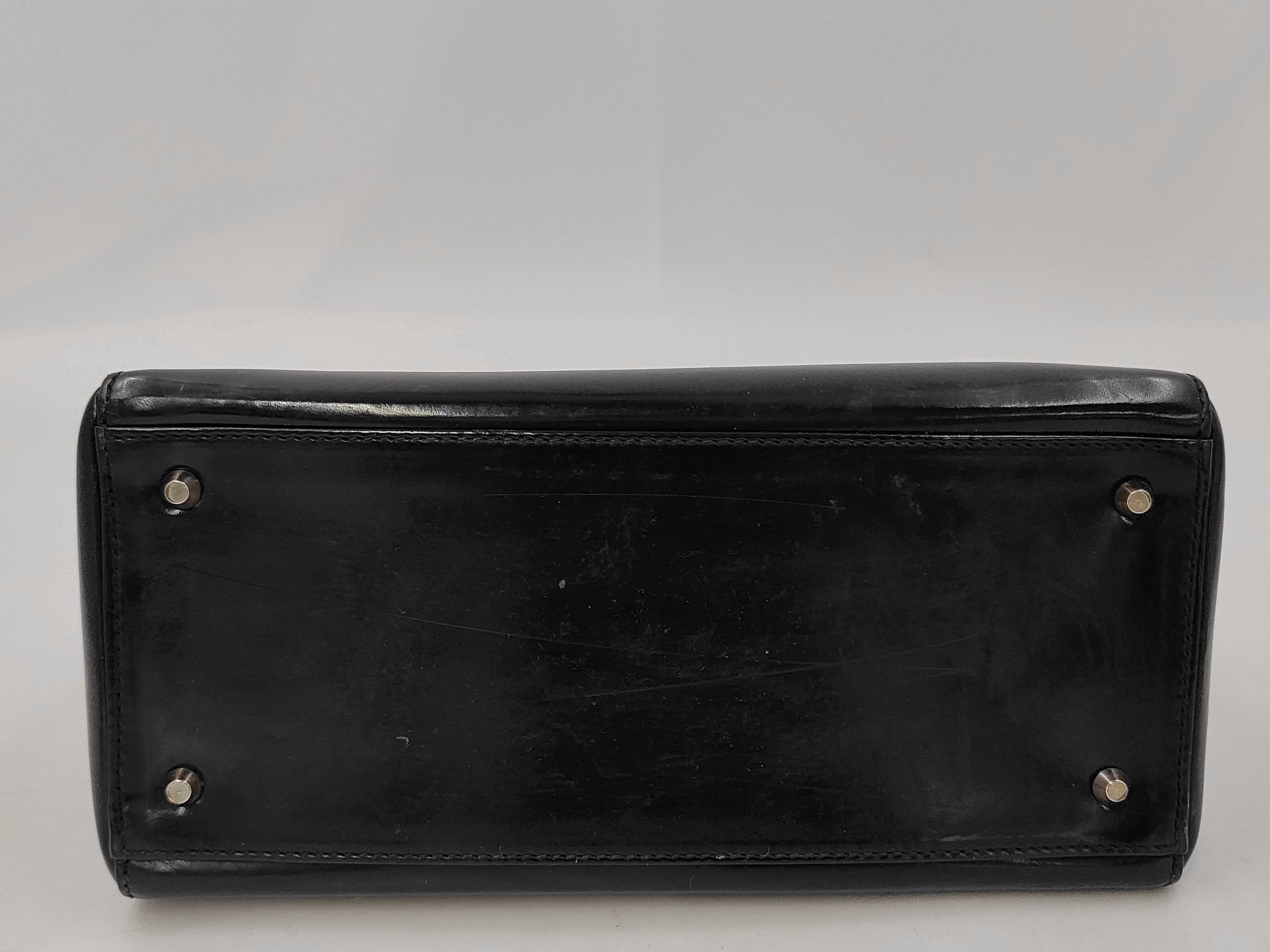 handbag — view 4