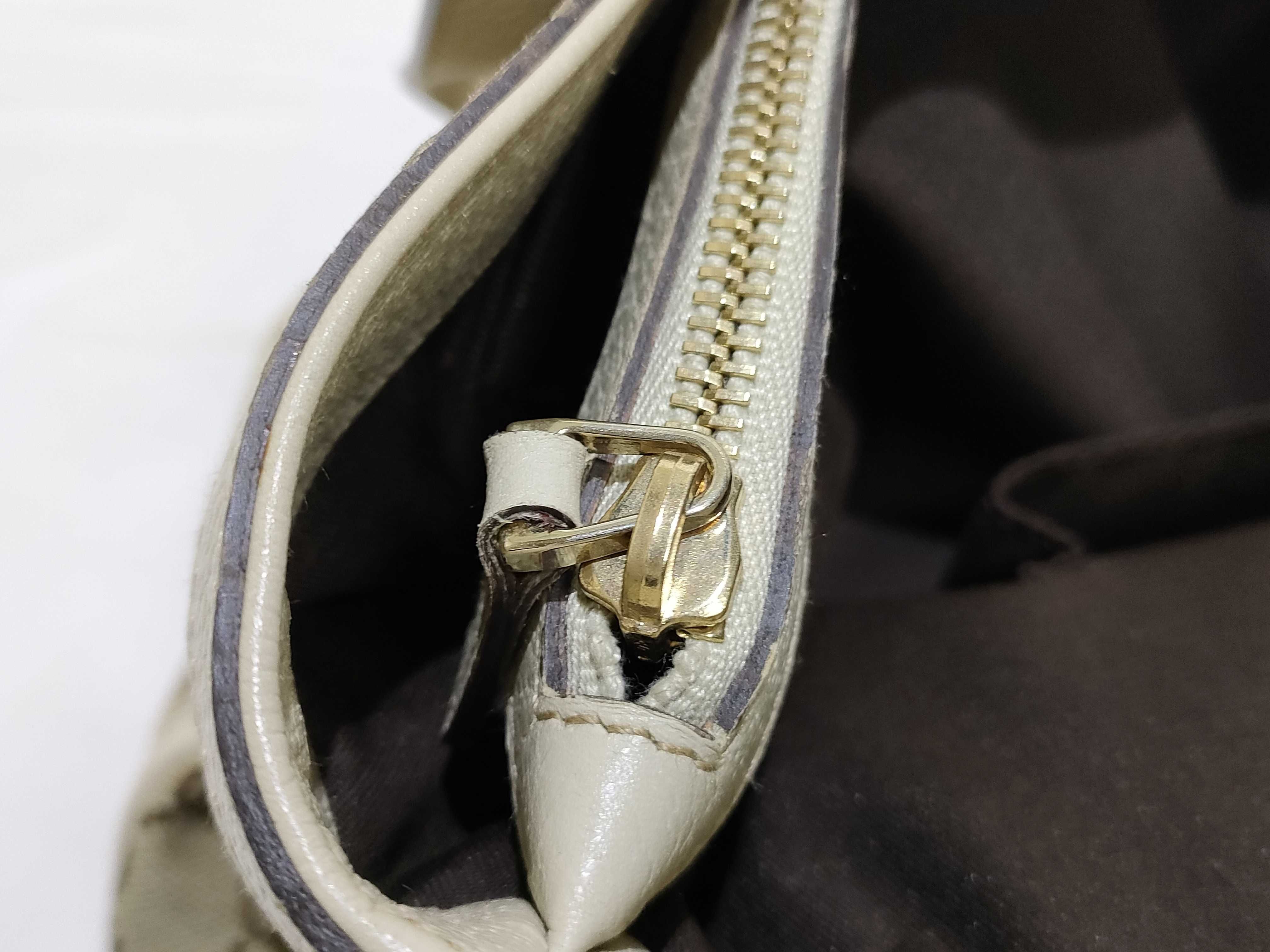 GG Canvas Handbag, Abbey White Handbag — view 12