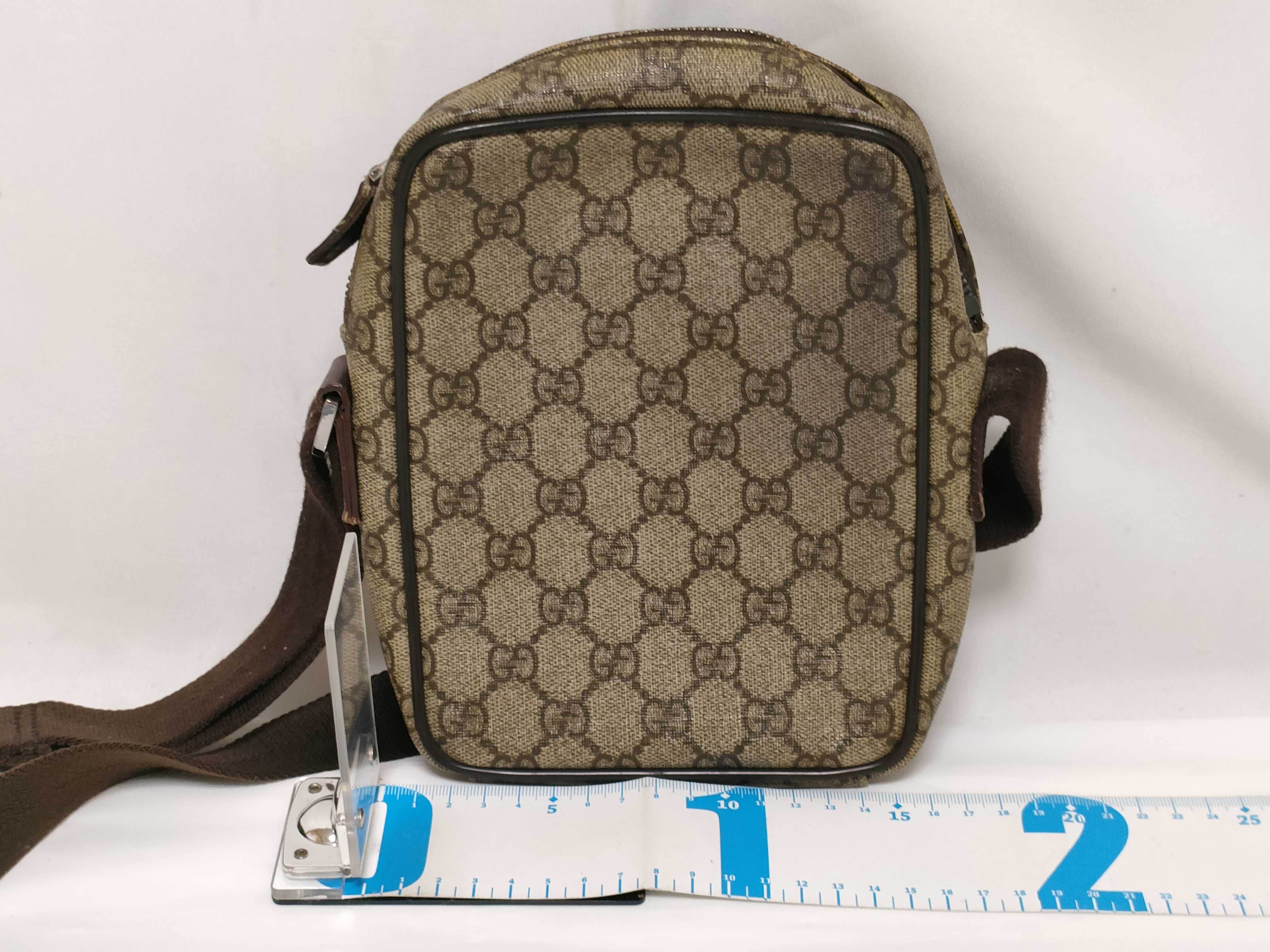 GG Supreme 101680 200047 Shoulder Bag — view 2