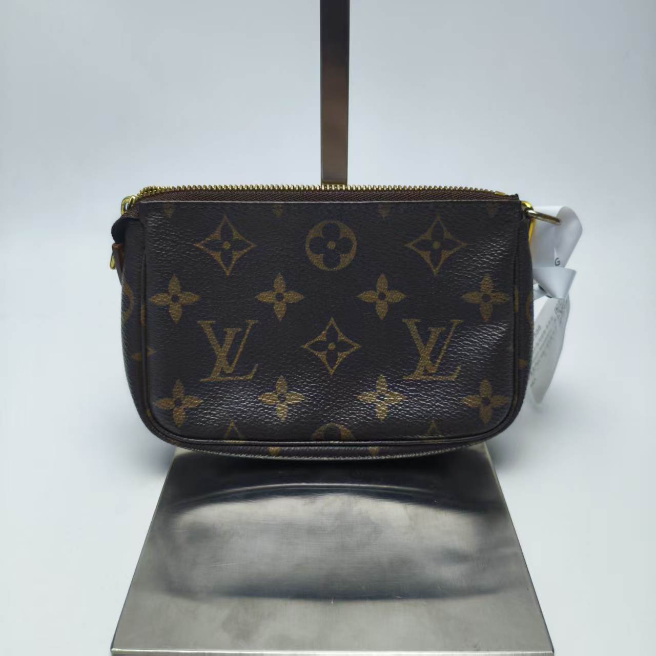 【*Shipped from: China*】LOUIS VUITTON Pochette Accessoires PU Handbag — view 2