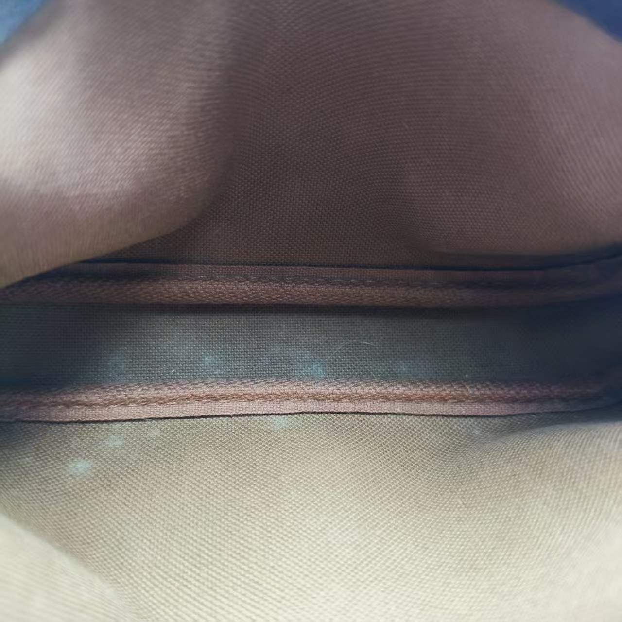 【*Shipped from: China*】LOUIS VUITTON Pochette Accessoires PU Handbag — view 6