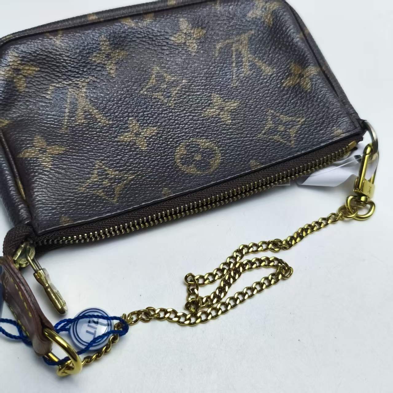 【*Shipped from: China*】LOUIS VUITTON Pochette Accessoires PU Handbag — view 10