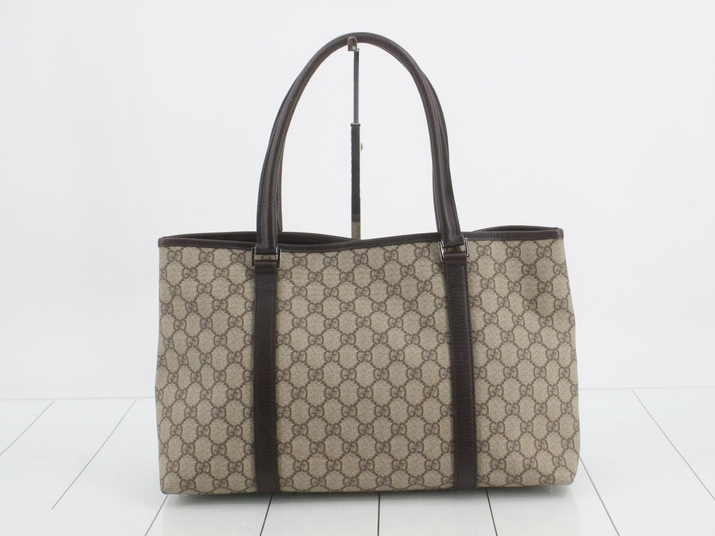 GG Supreme Shoulder Bag 114597 — view 2
