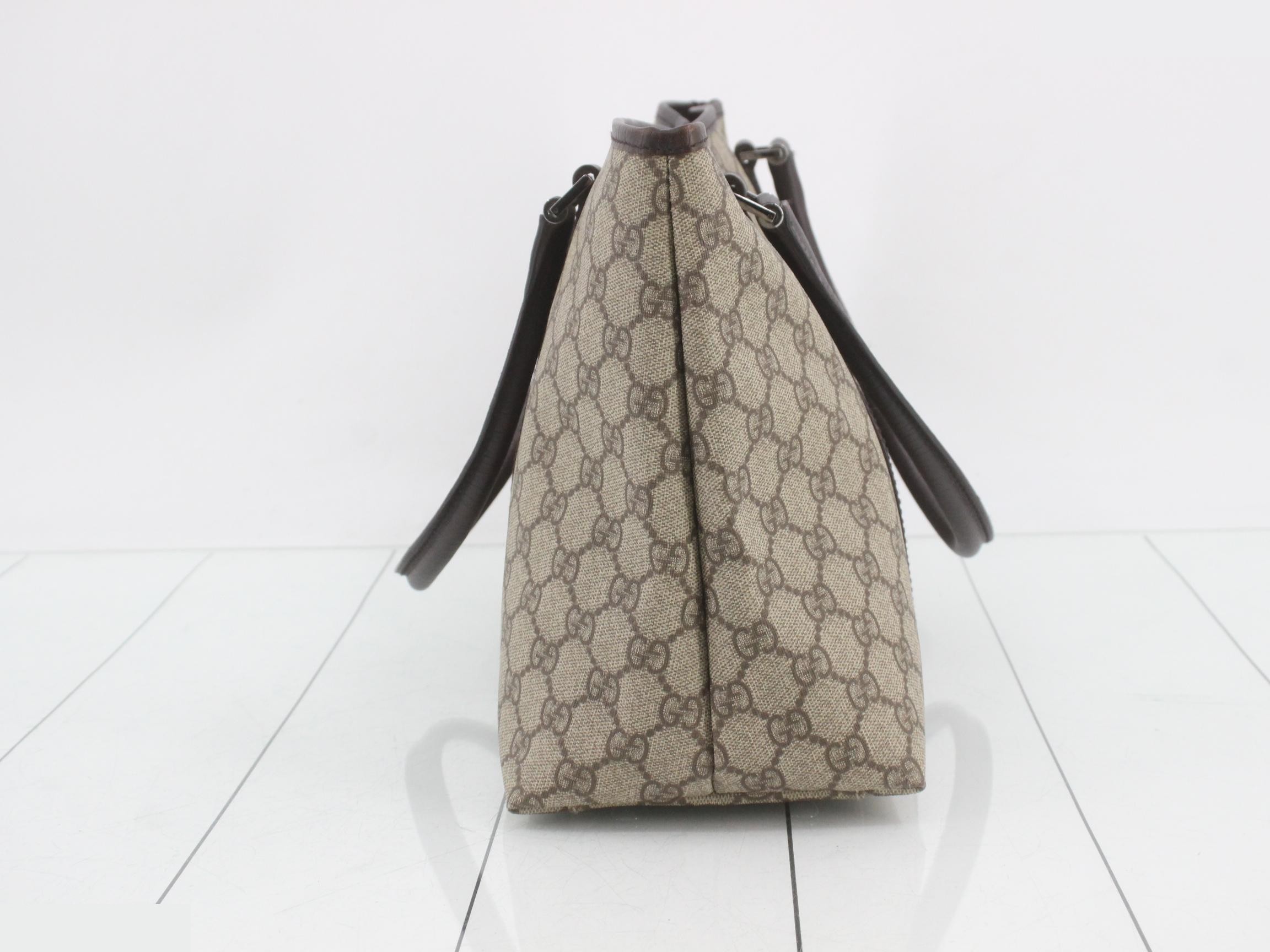 GG Supreme Shoulder Bag 114597 — view 3