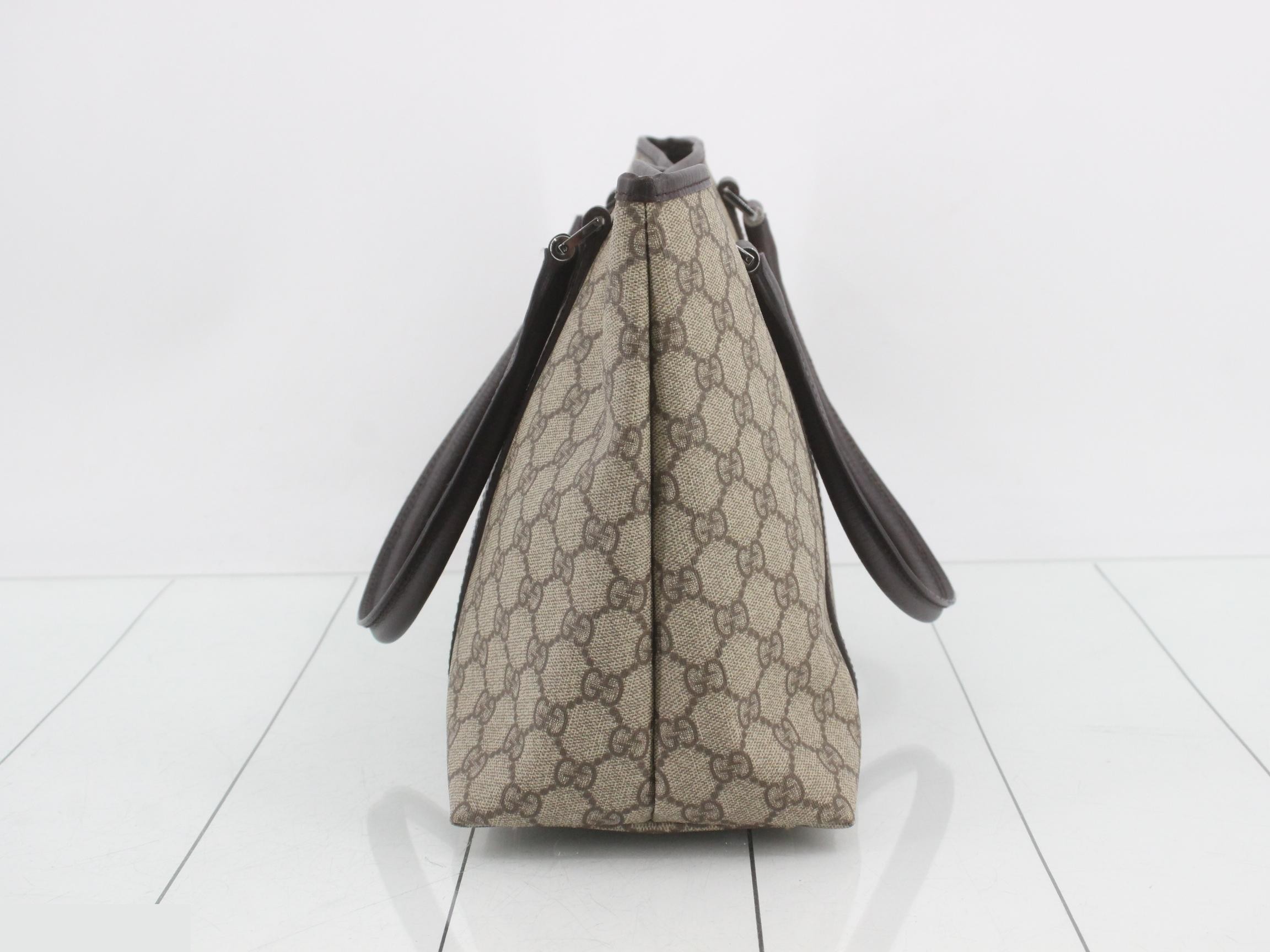 GG Supreme Shoulder Bag 114597 — view 4