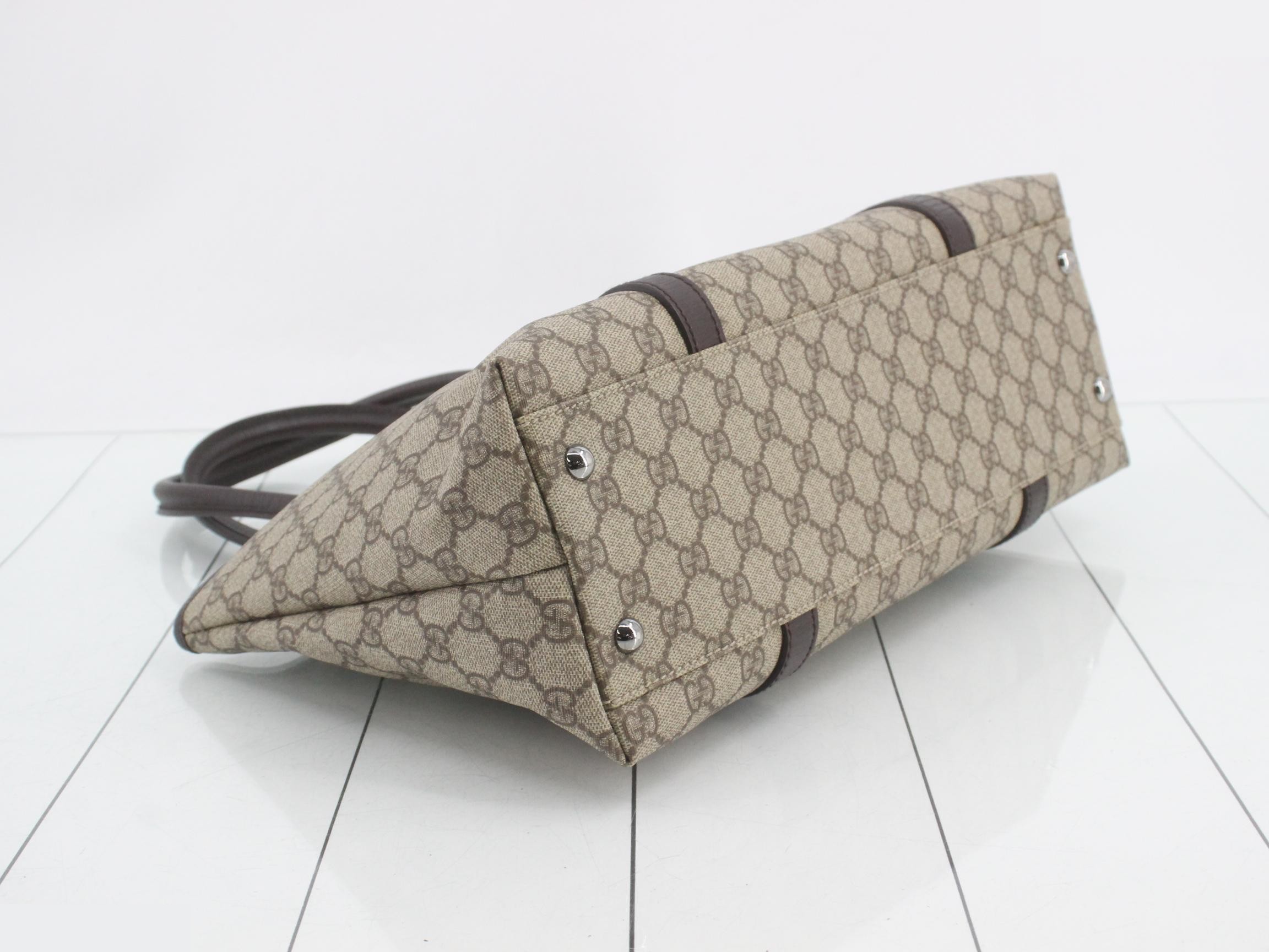 GG Supreme Shoulder Bag 114597 — view 5