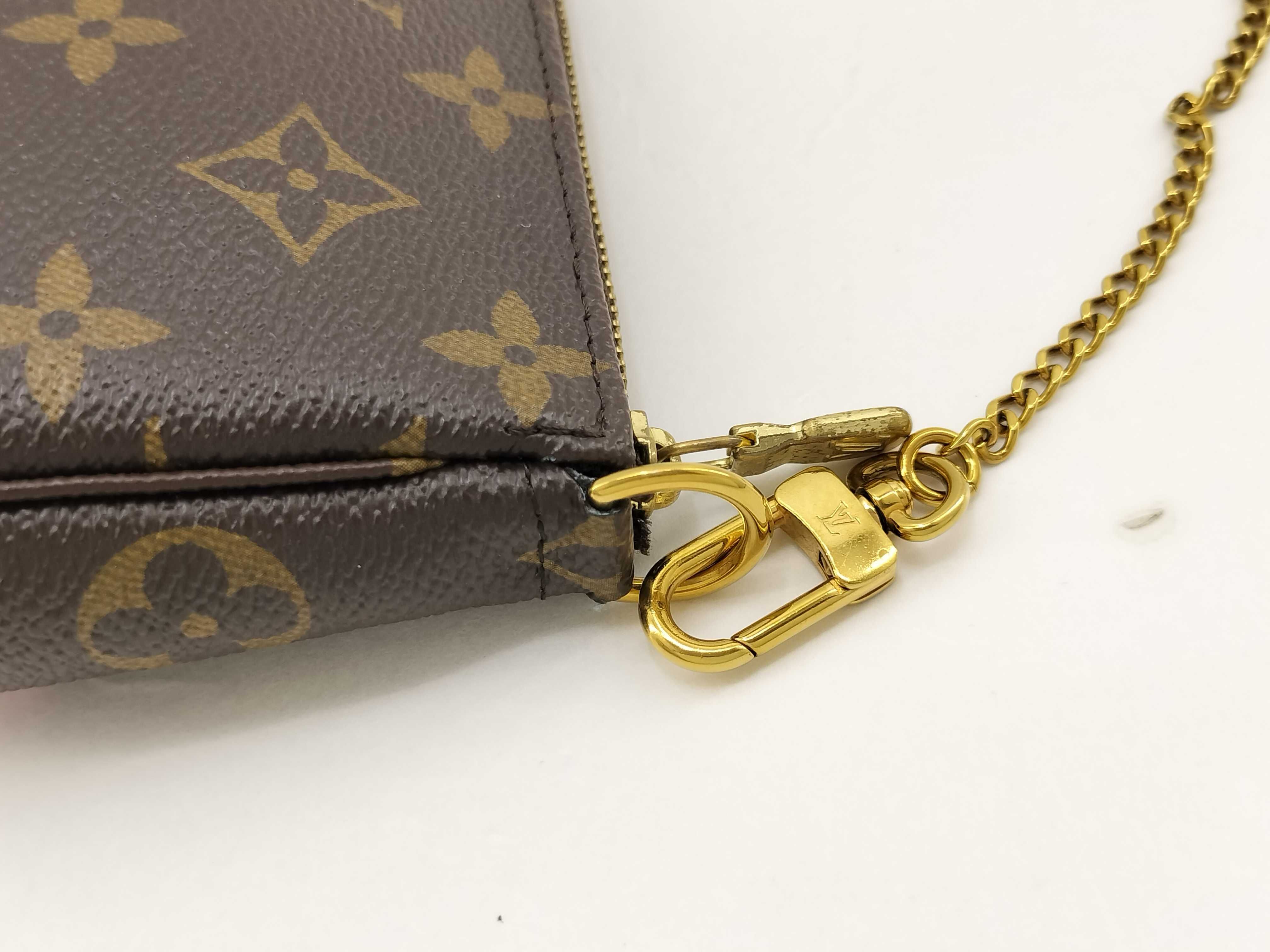 Monogram Louis Vuitton Pouch Shoulder Bag Pouch — view 5