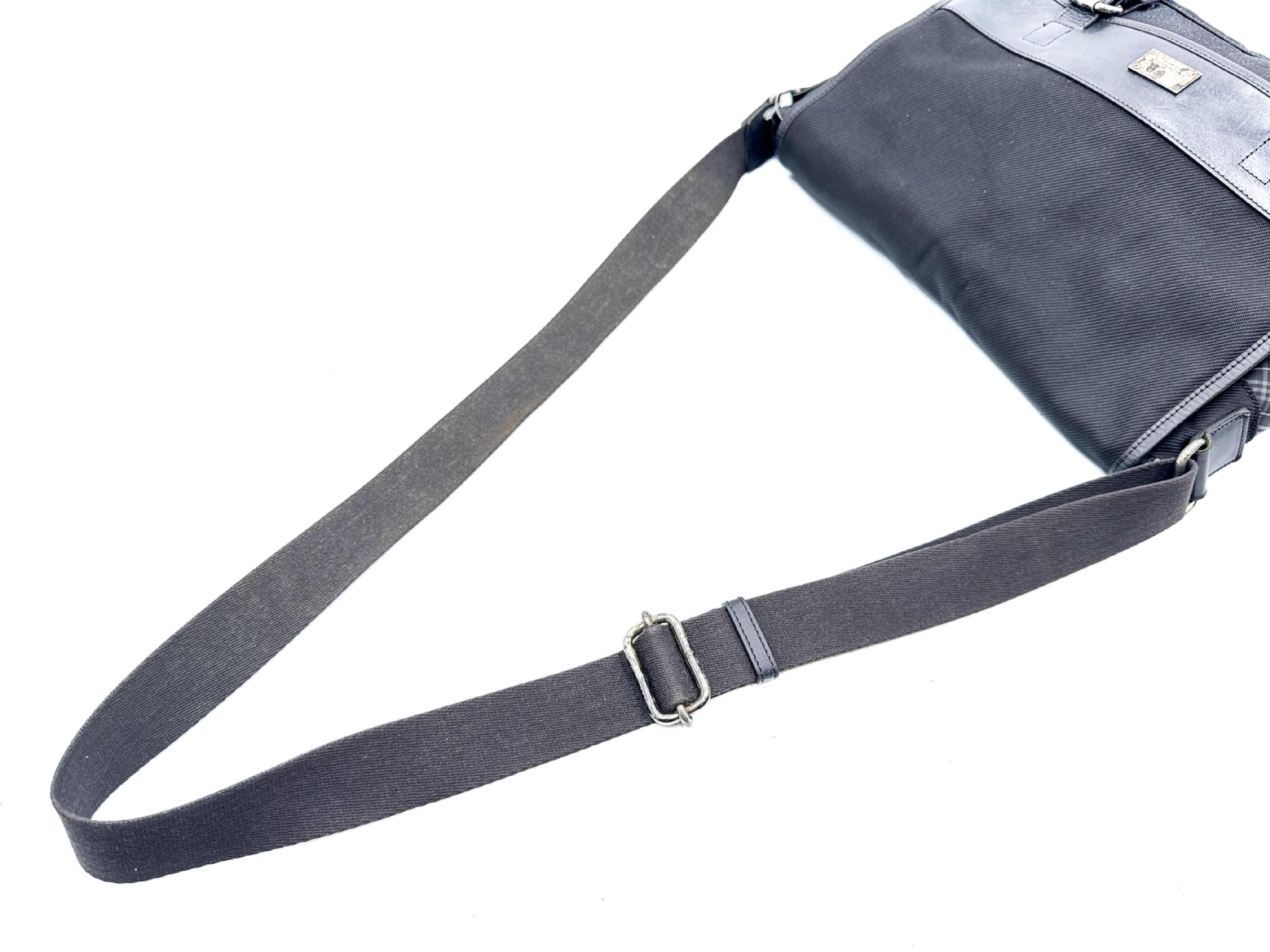 Nova Check Leather Messenger Bag Black Label Crestbridge Shoulder Bag — view 2