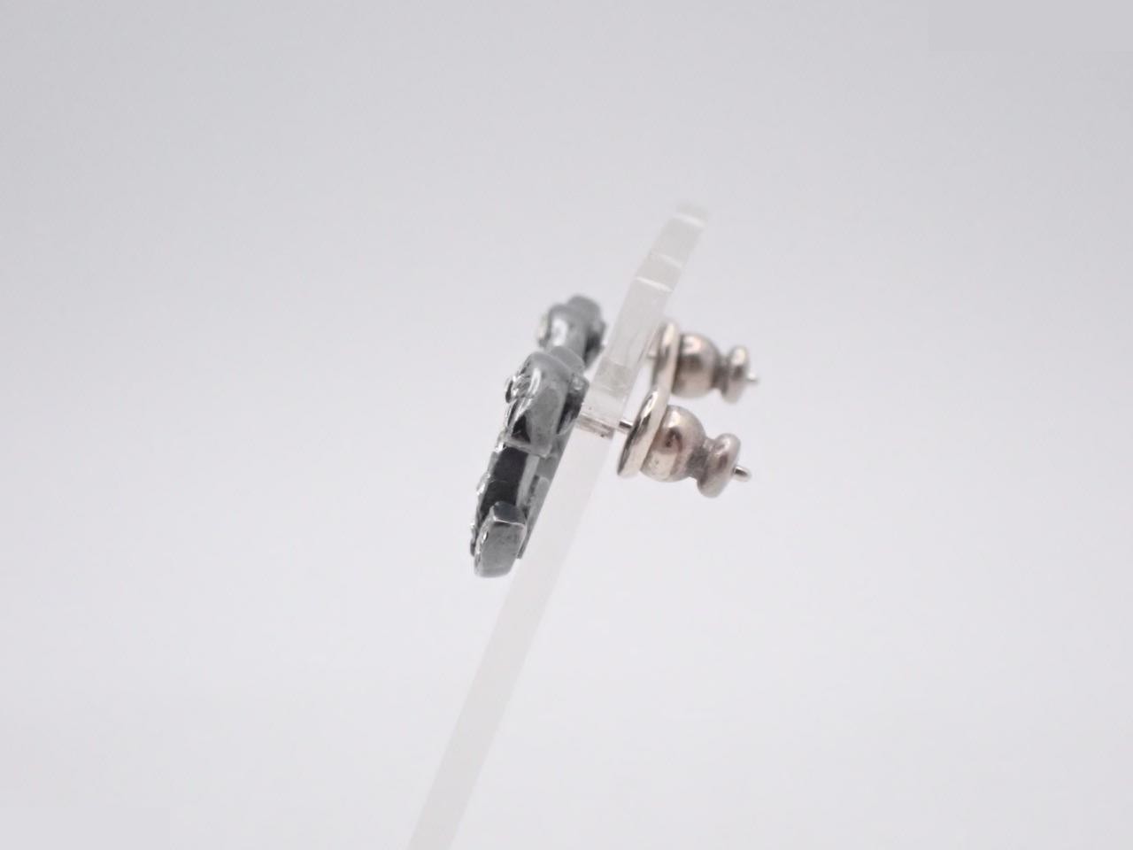 earrings, model 05C, Coco Mark, rhinestone, gunmetal finish, 1.5cm wide. — view 3