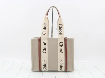 Woody Canvas Tote Bag