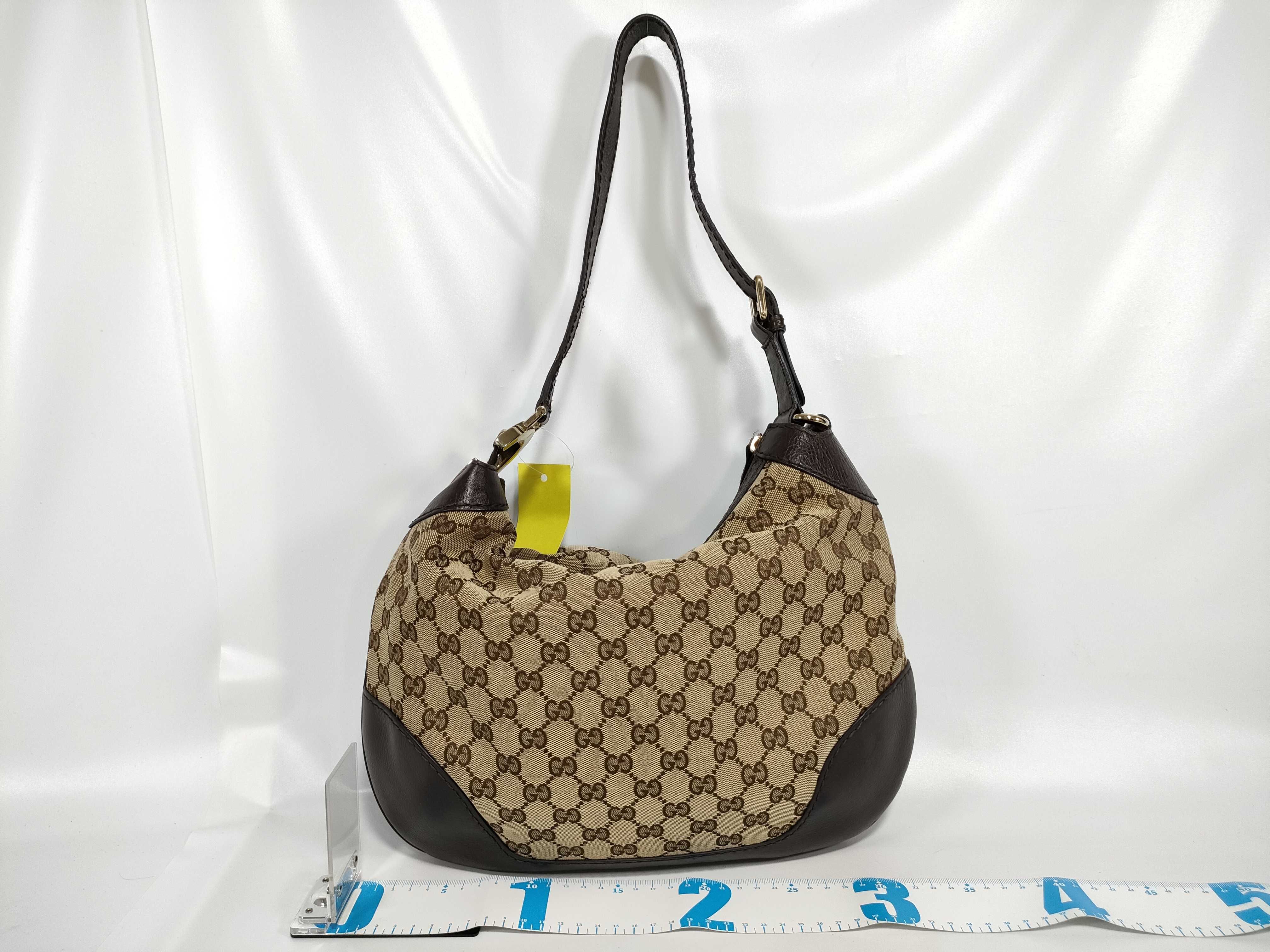 GG Canvas 211810 Shoulder Bag — view 2