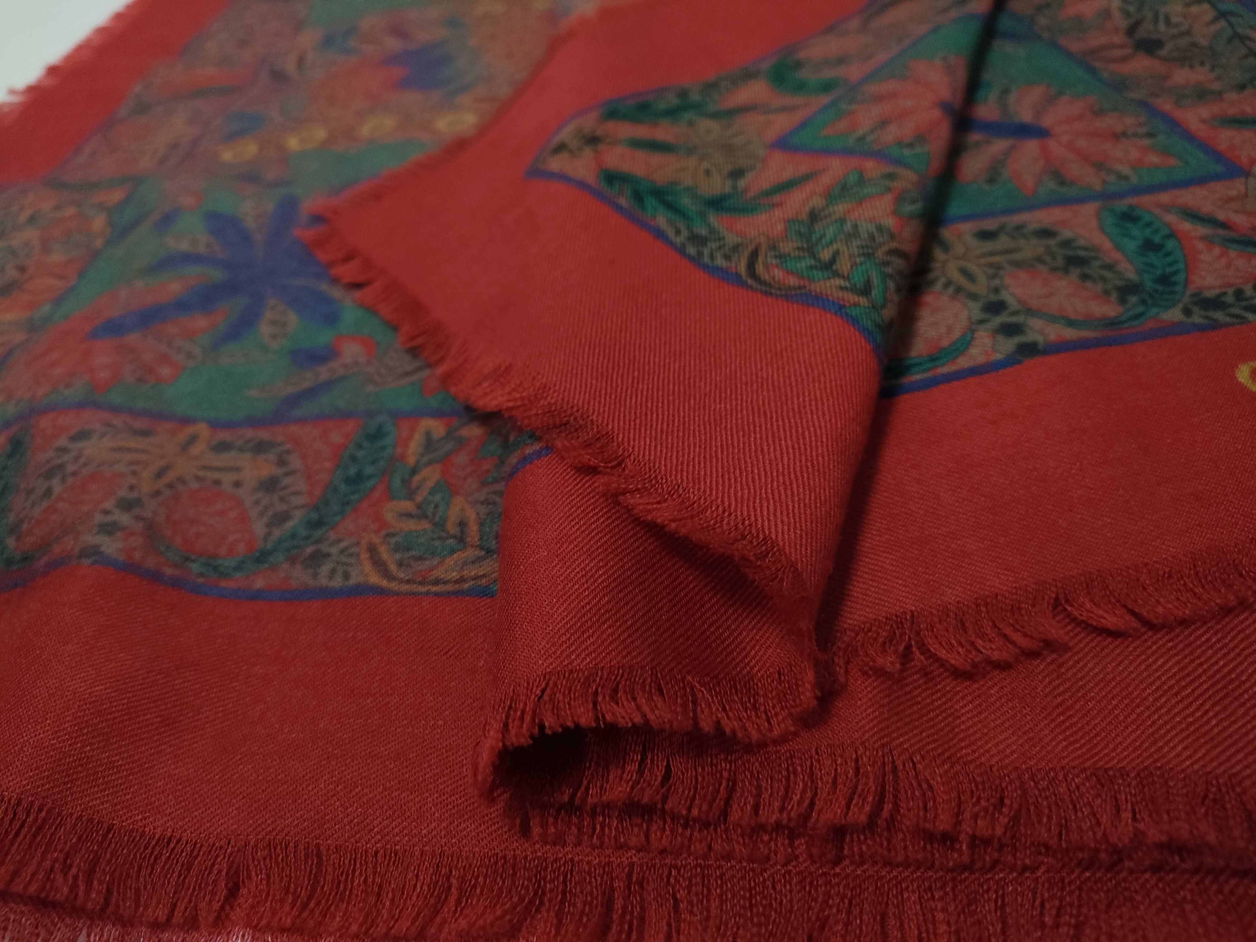 Shawl and other accessories — view 5