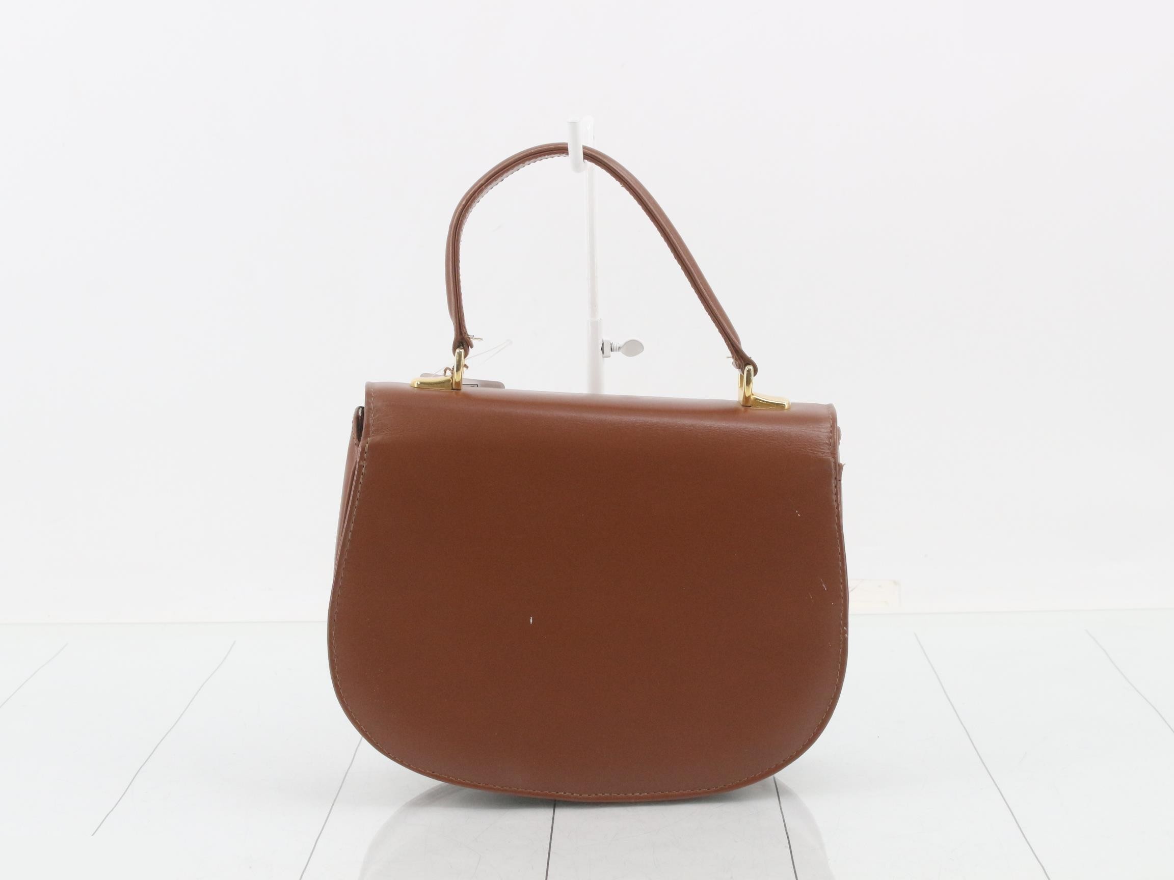 Burberrys leather handbag, brown tones — view 2