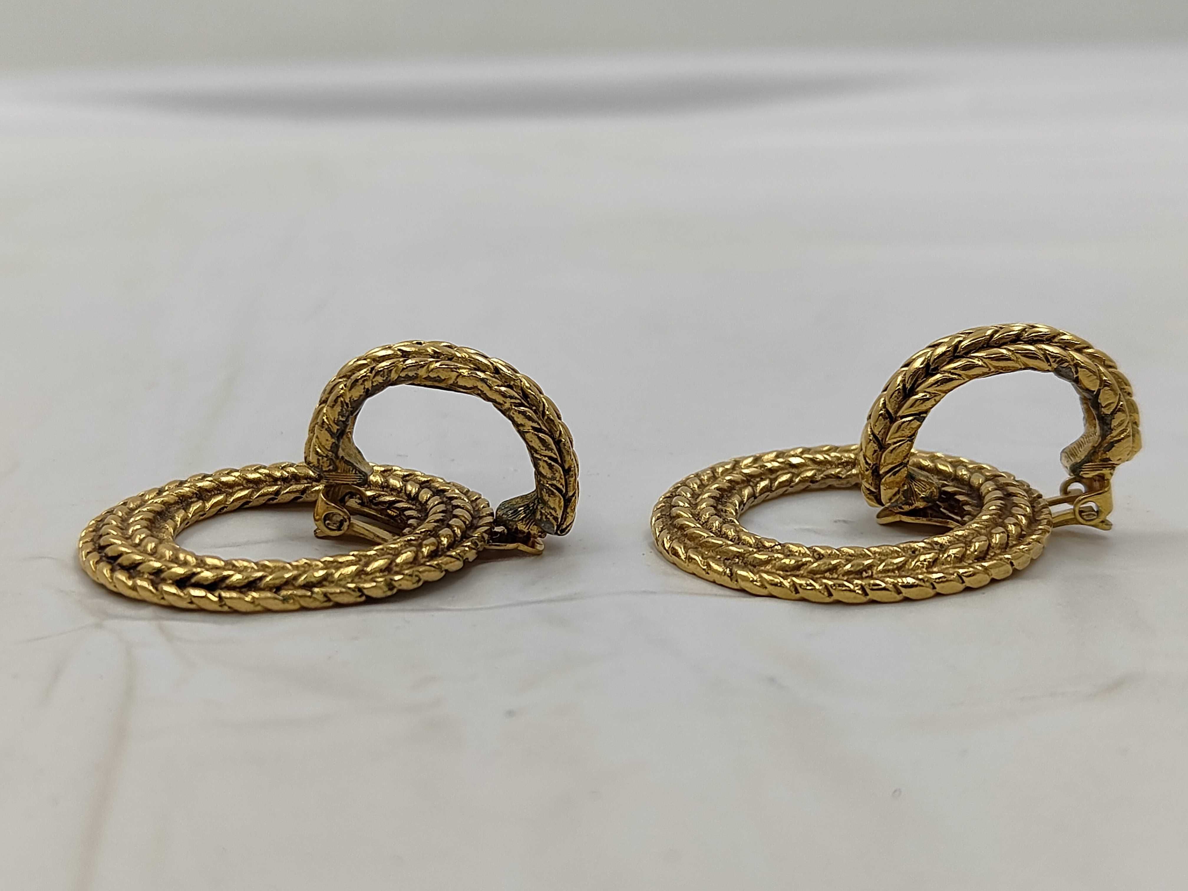earrings — view 3