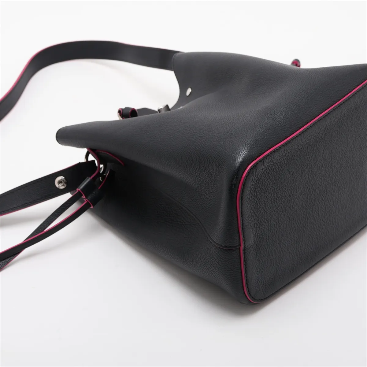 LV Logo Lockme Bucket M54677 DU0139 Black x Pink — view 4