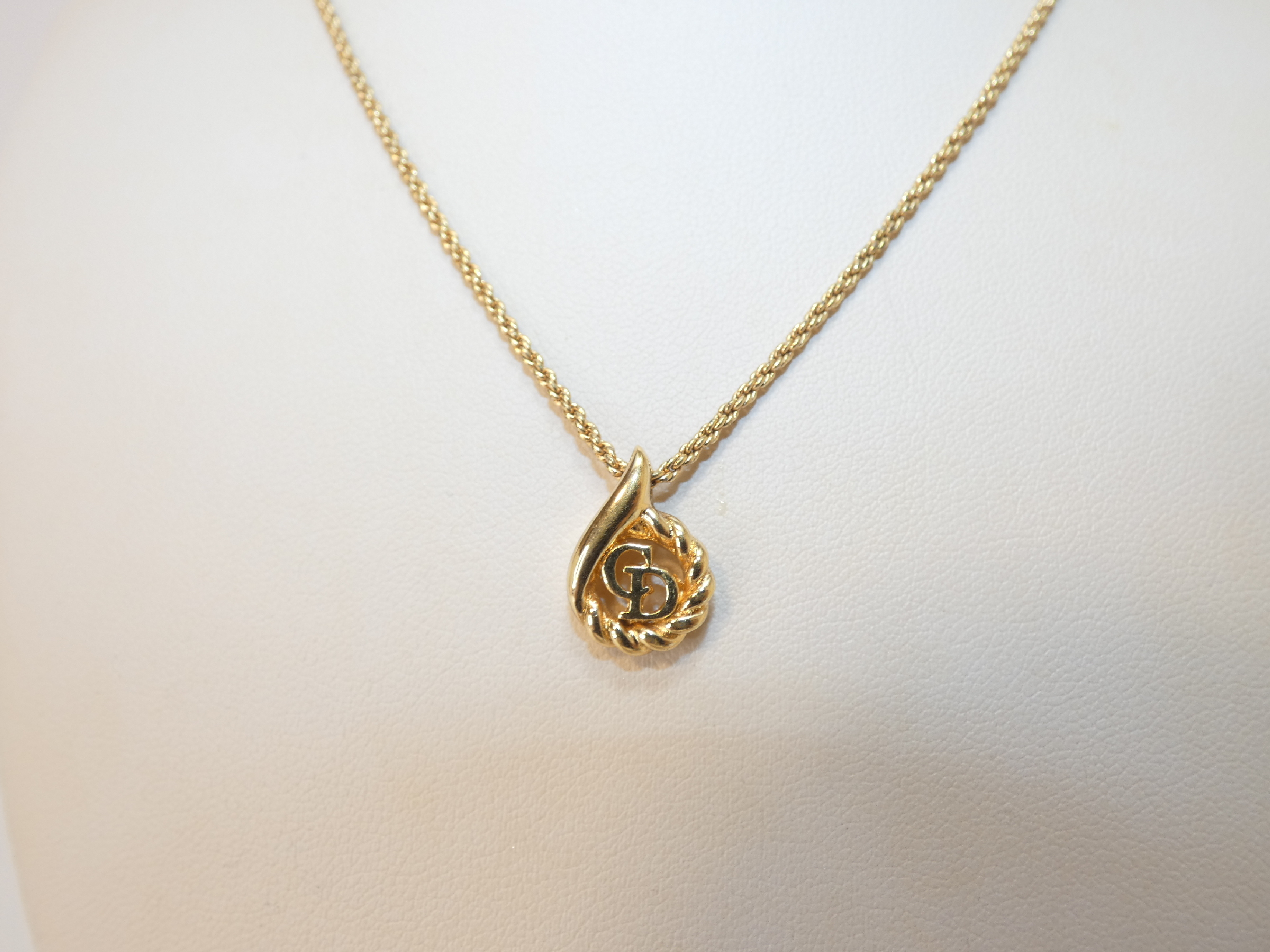 CD Circle Drop GP Necklace