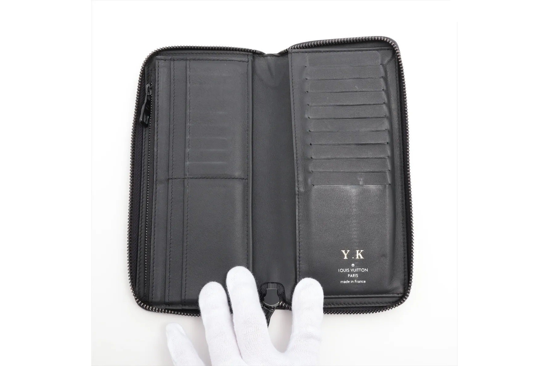 Damier Rush Zippy Wallet Vertical M82820 — view 3