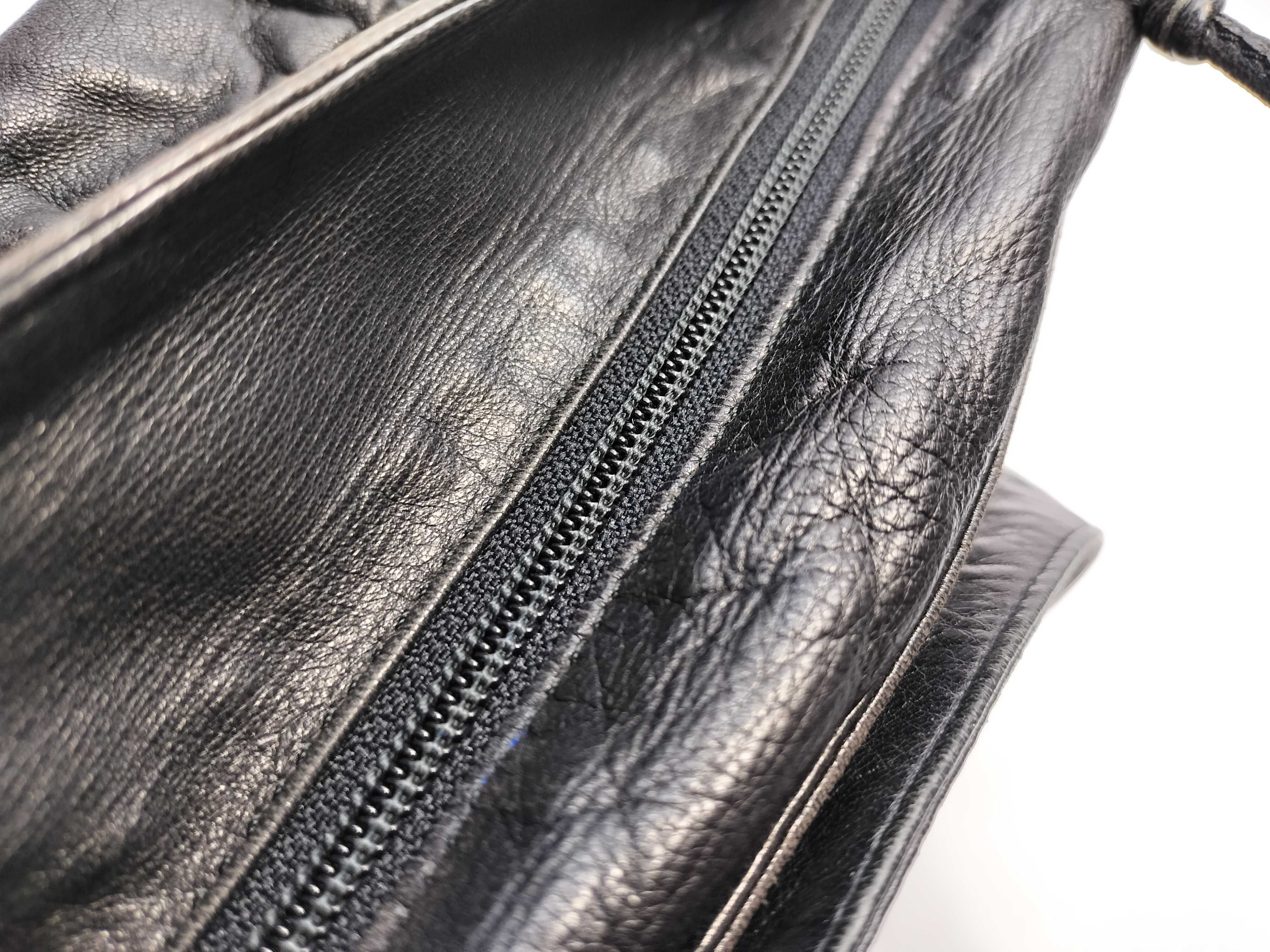 Vintage Leather Shoulder Bag — view 8