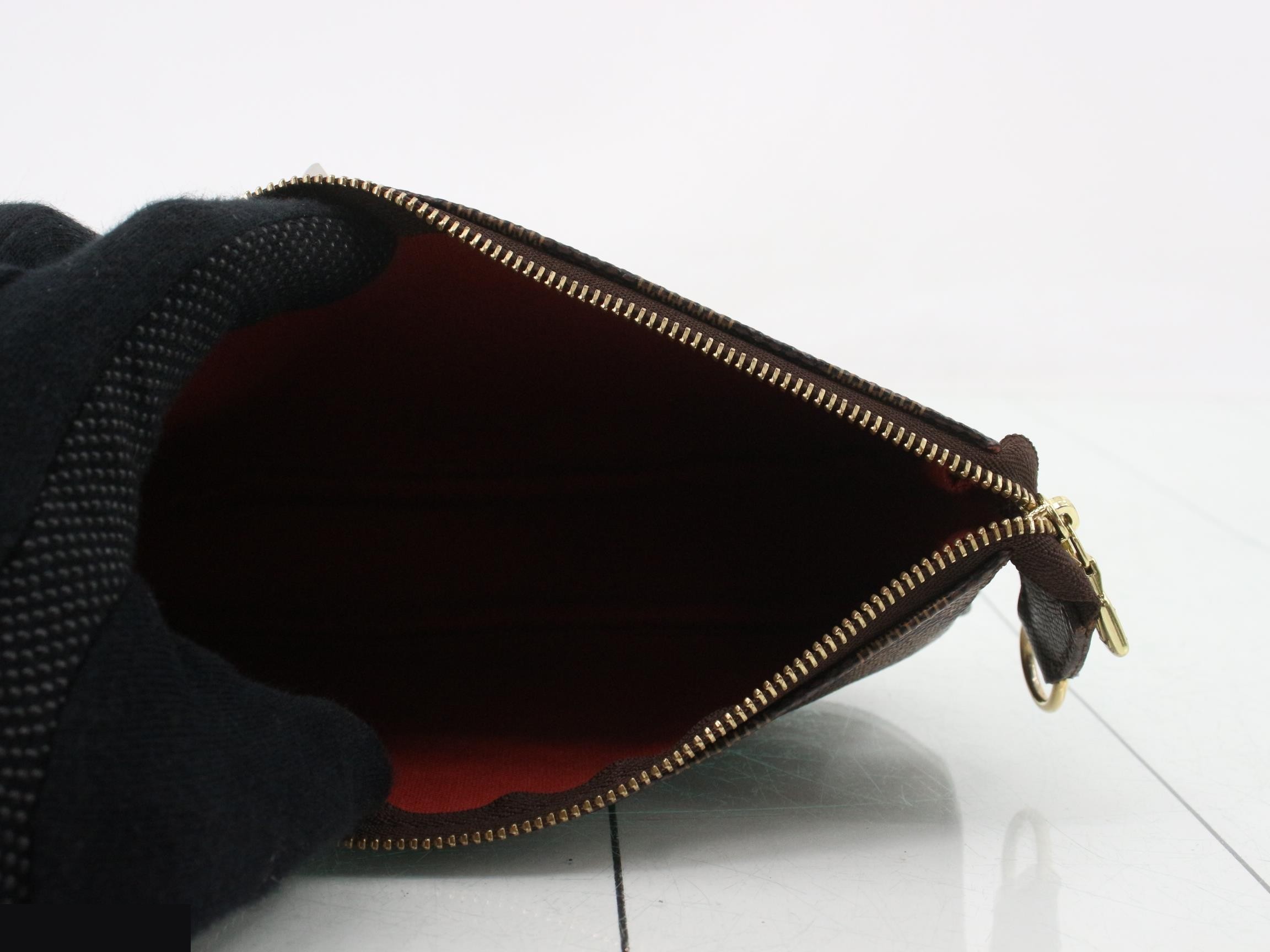 Damier accessory pouch — view 4