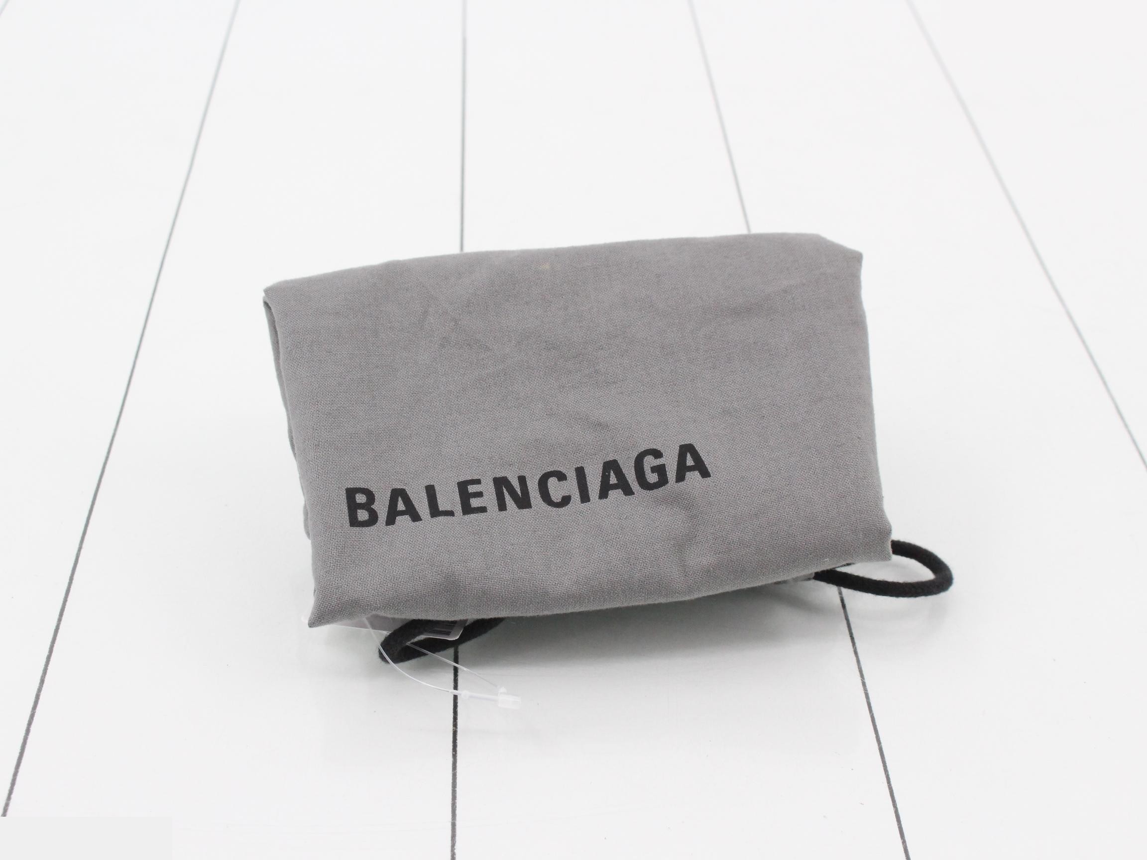 Everyday Belt Leather Body Bag — view 7
