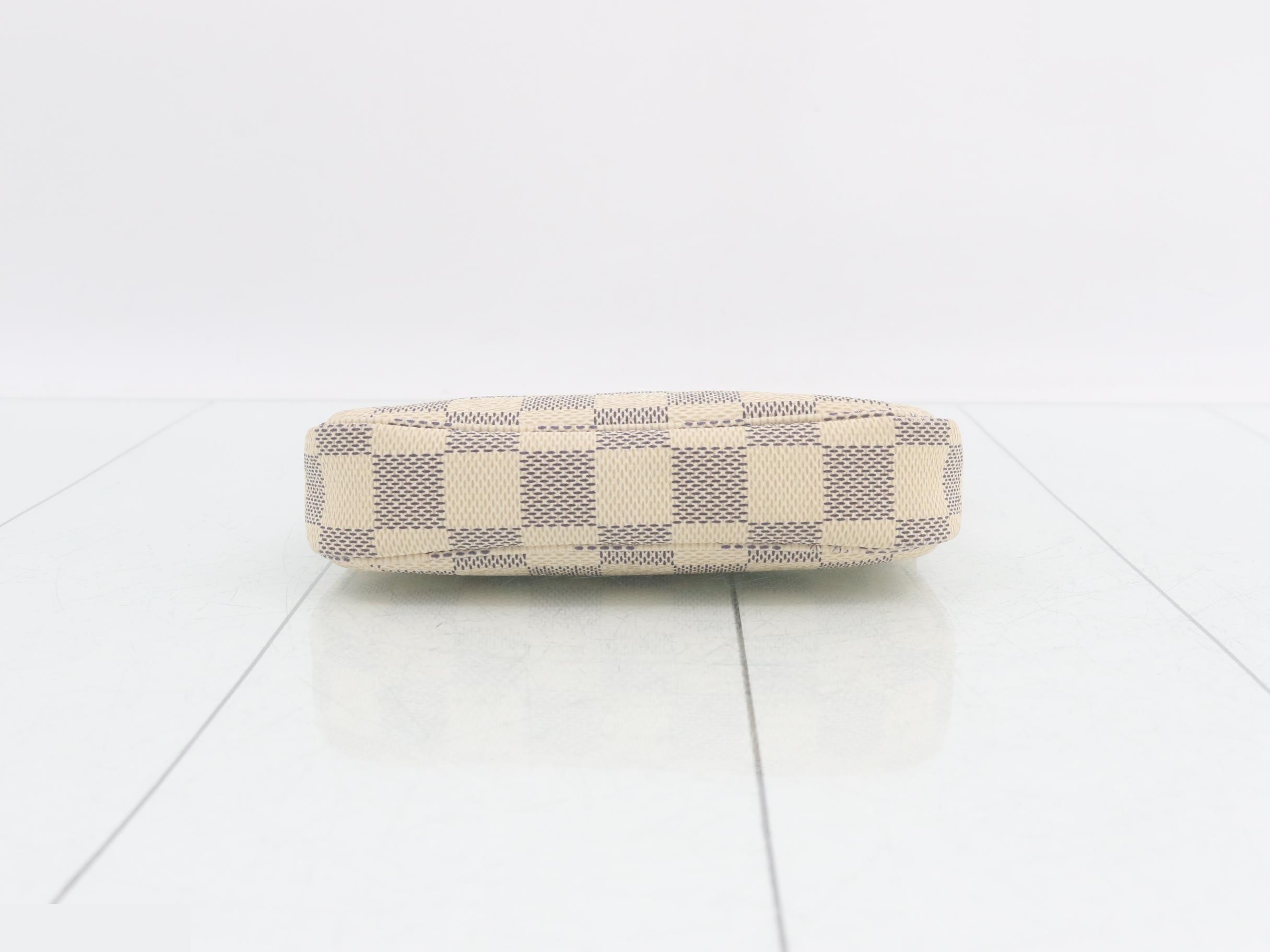 Mini Pochette Accessoires — view 3