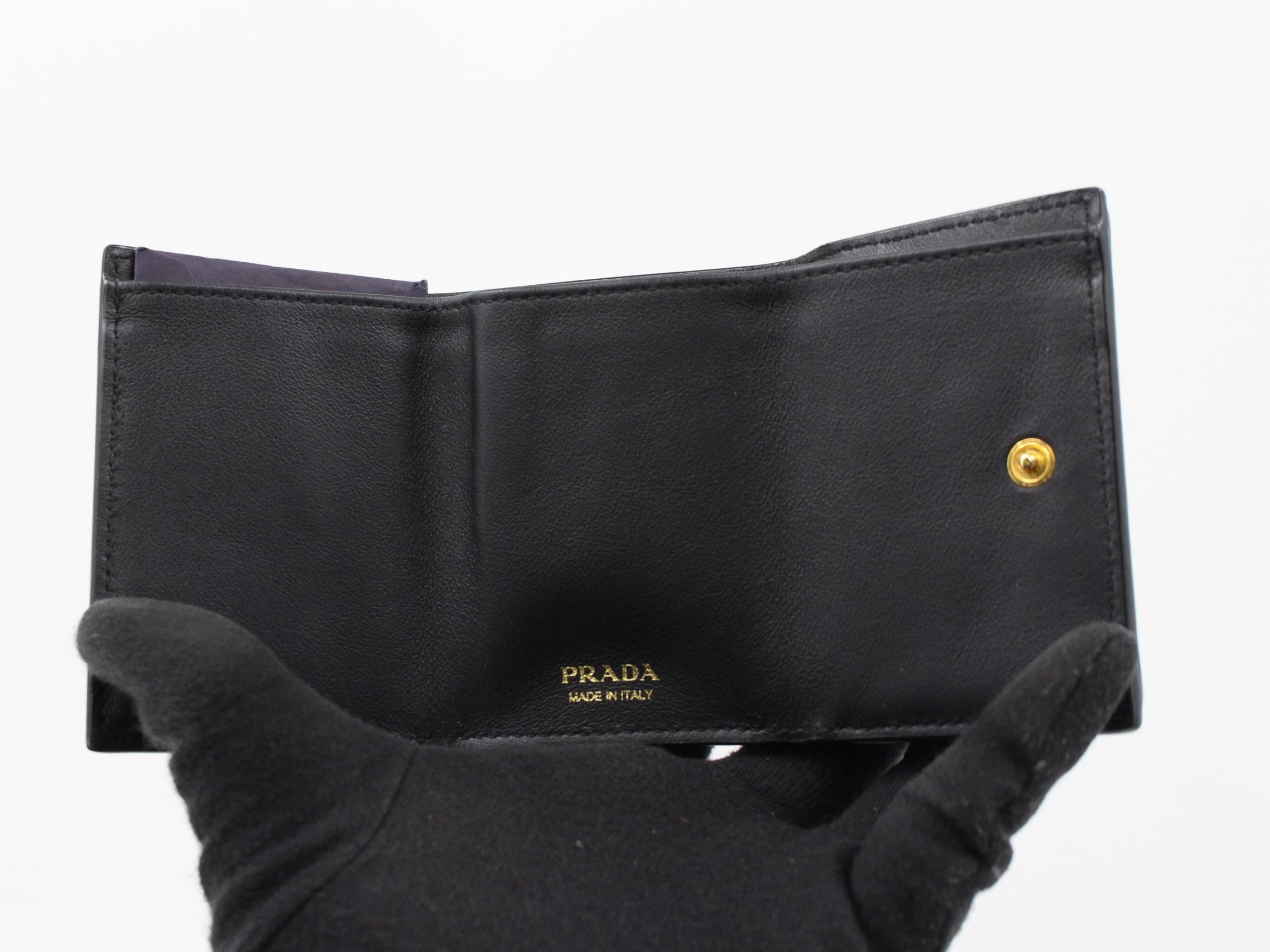 Folding wallet — view 4