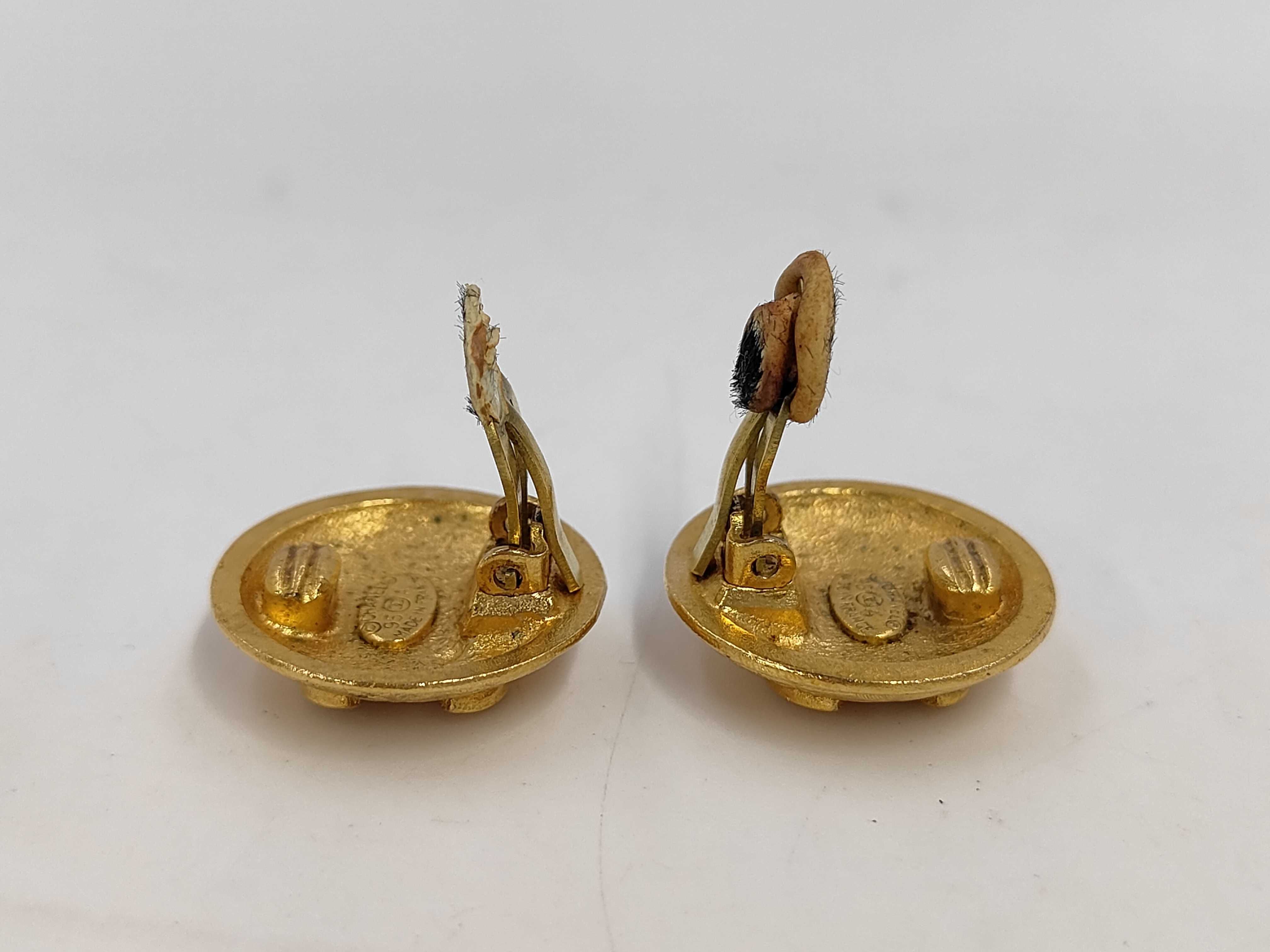 earrings — view 4