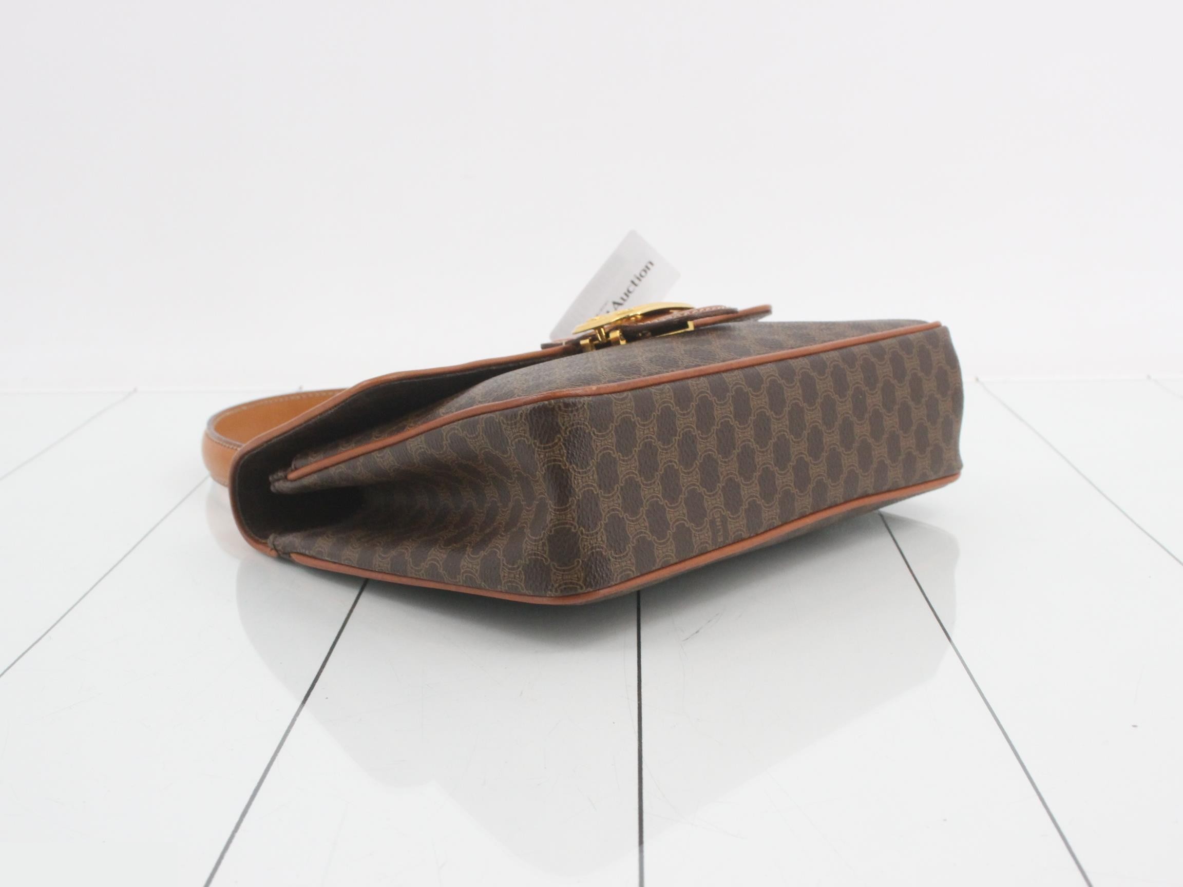 handbag — view 5