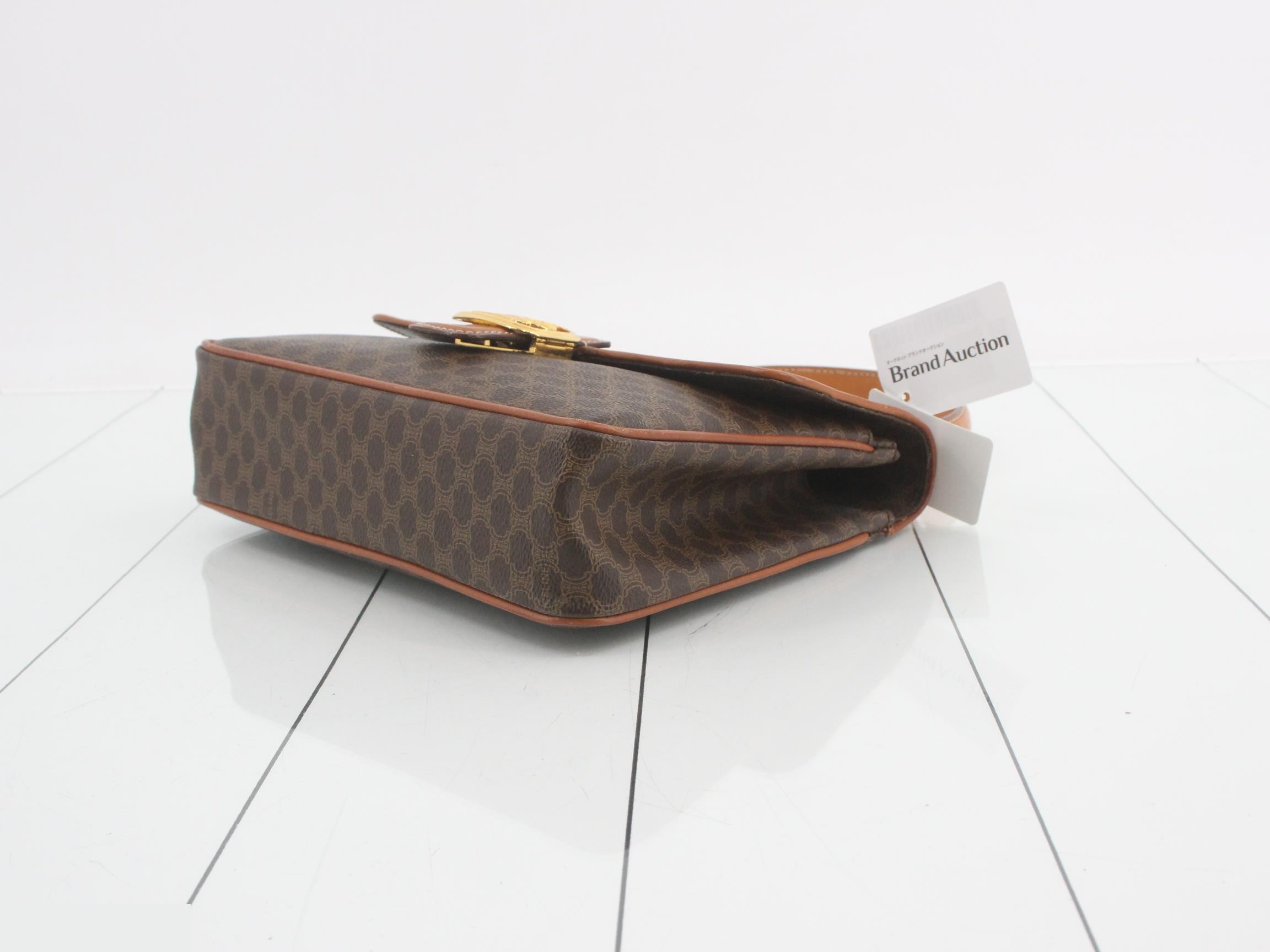 handbag — view 6