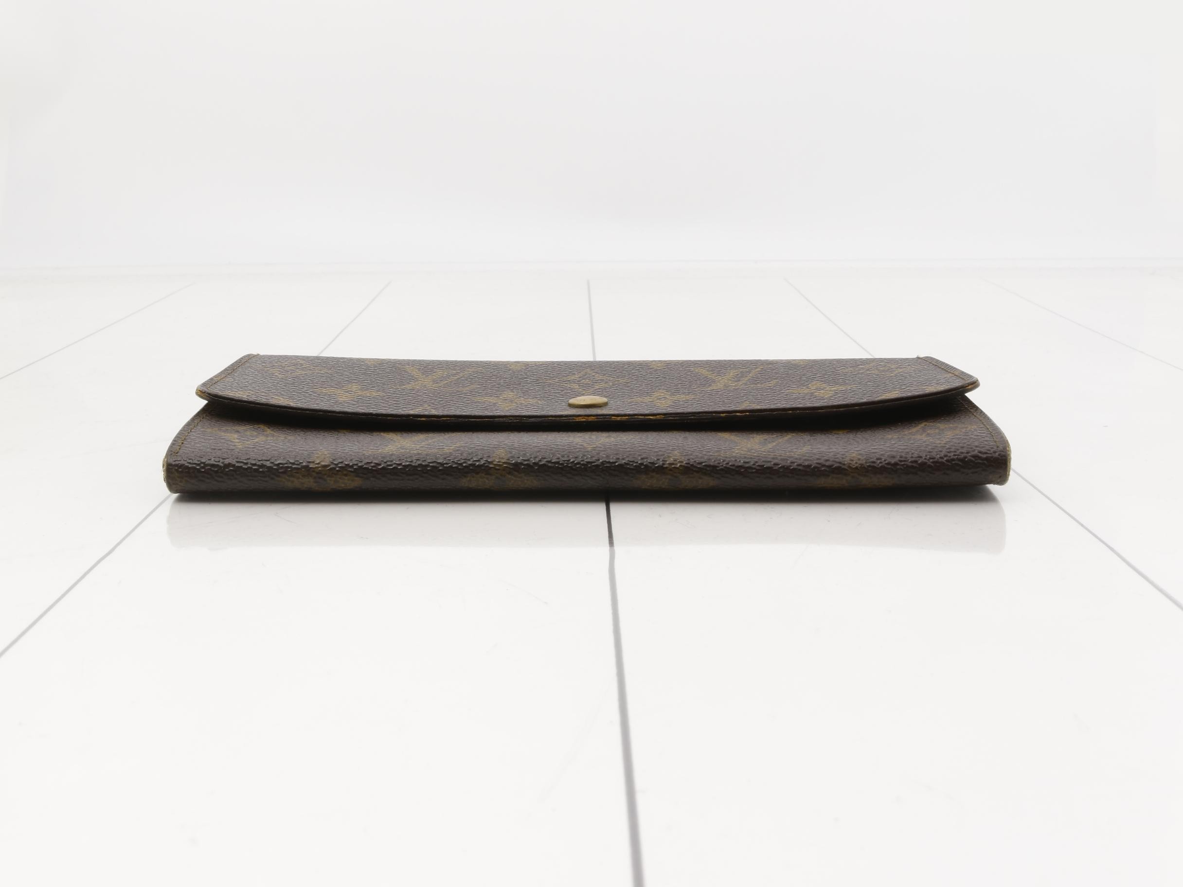 Monogram Pochette Portemonnaie Credit Bi-fold Long Wallet — view 3