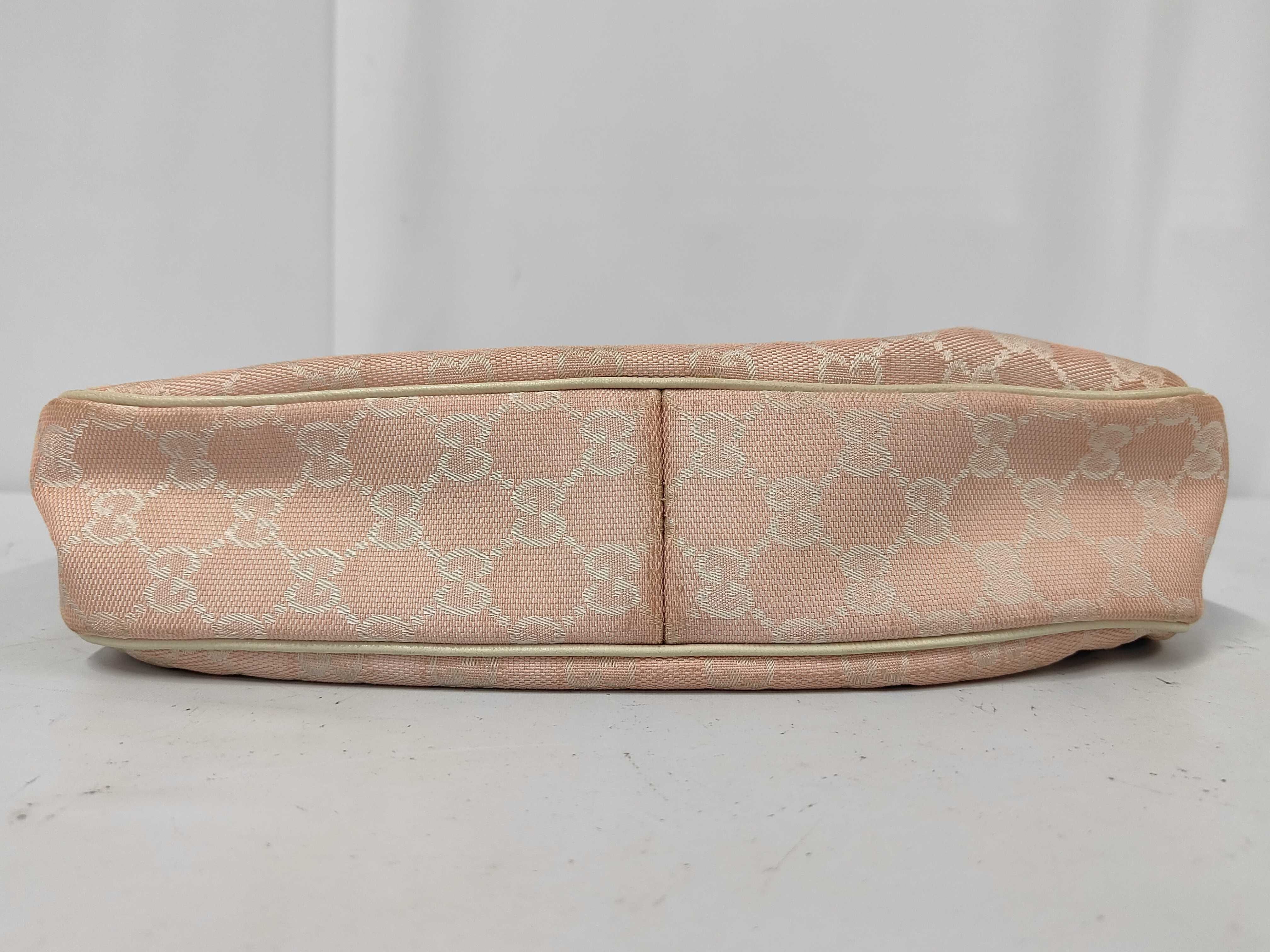 One-Shoulder Bag / GG Canvas / Pink / 002058 — view 7